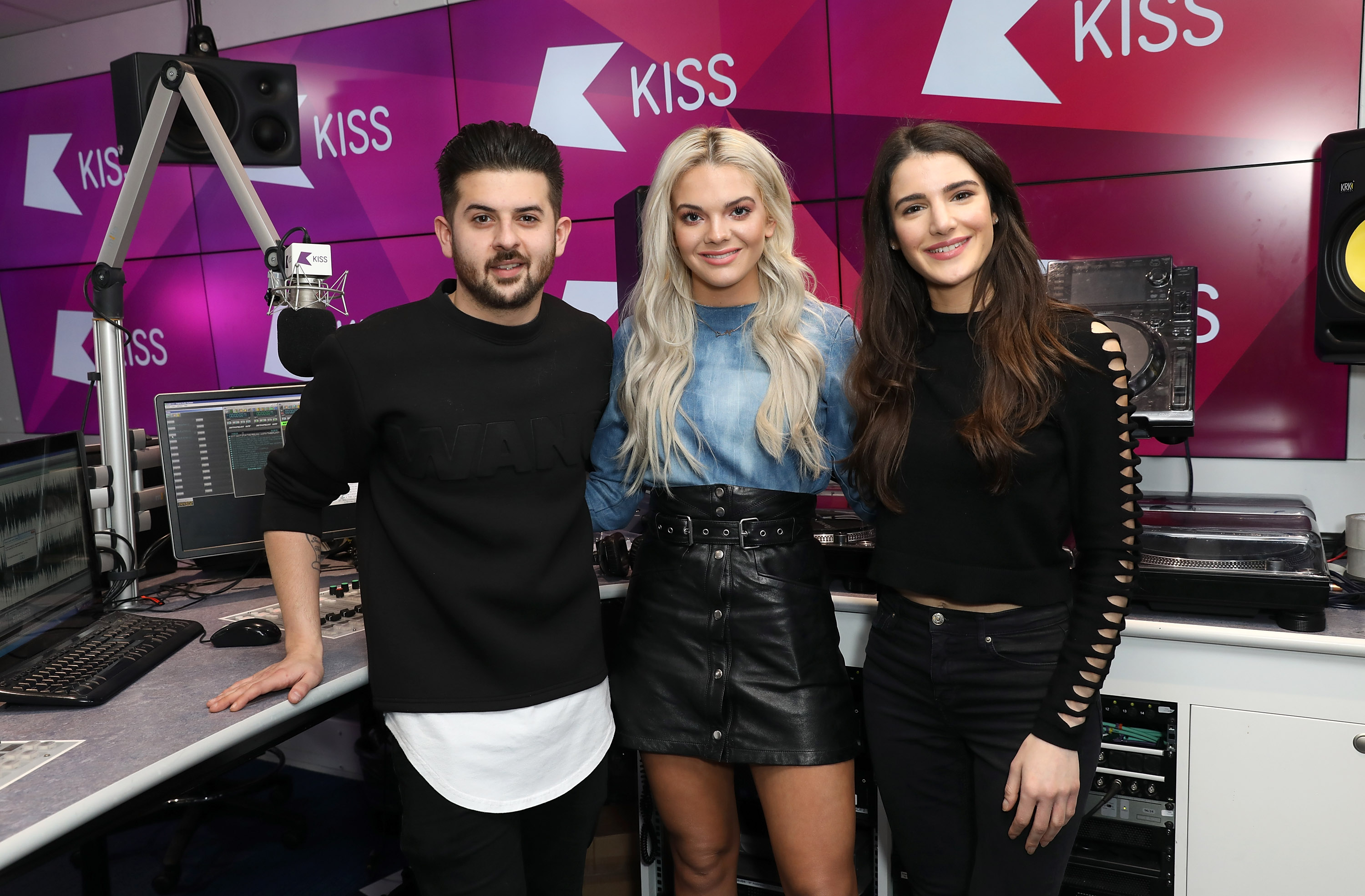 Louisa Johnson visits the Kiss FM studio