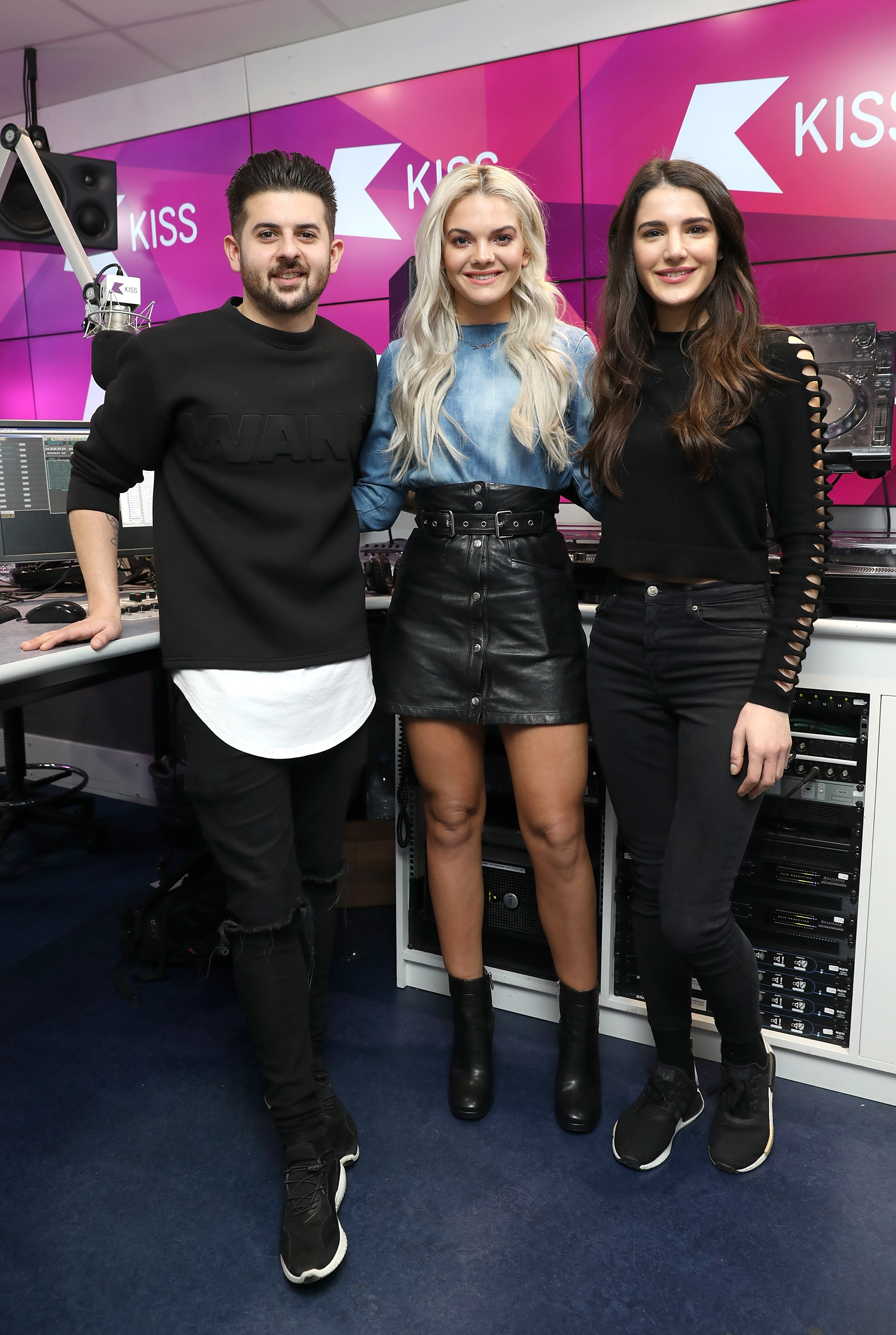 Louisa Johnson visits the Kiss FM studio