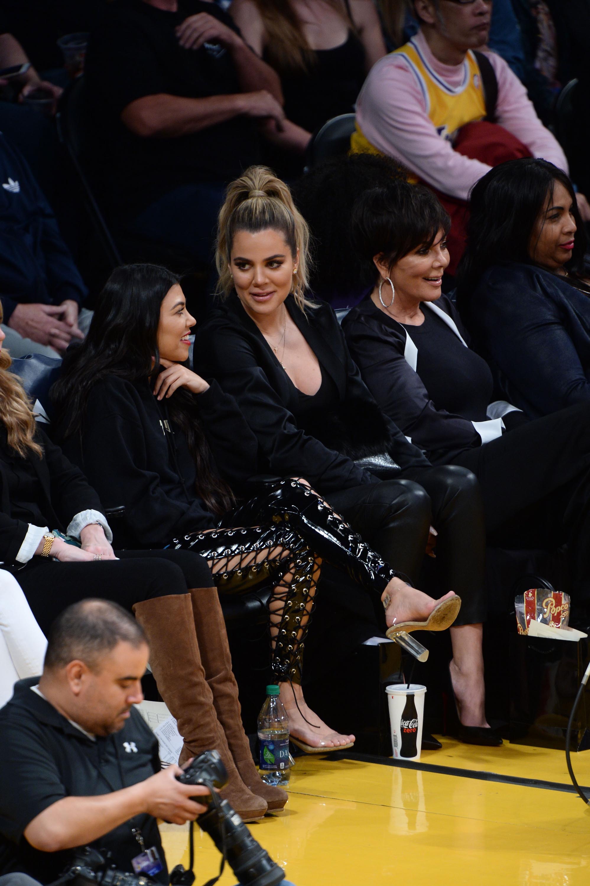 Kourtney & Khloe Kardashian attend LA Lakers vs Cavaliers Game