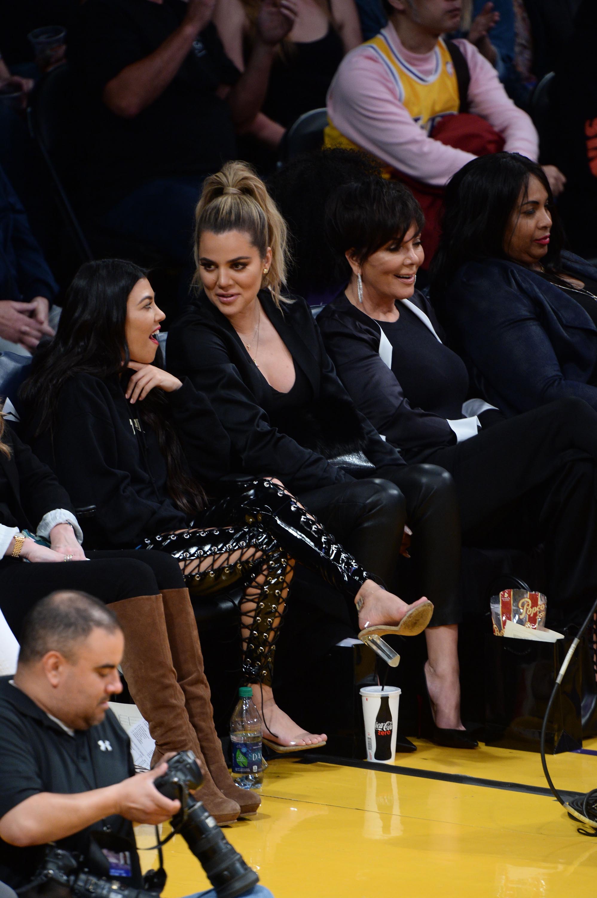 Kourtney & Khloe Kardashian attend LA Lakers vs Cavaliers Game