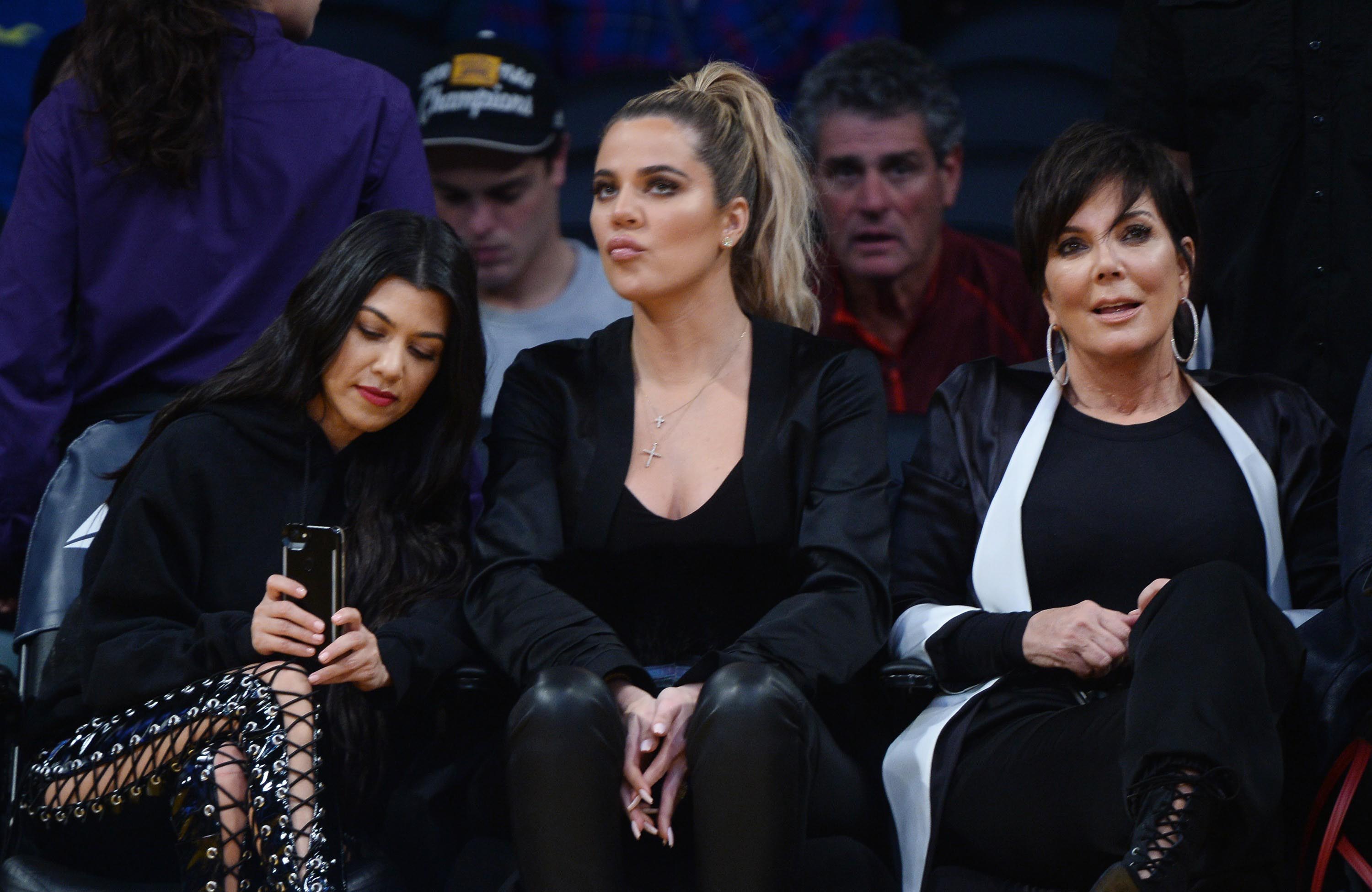 Kourtney & Khloe Kardashian attend LA Lakers vs Cavaliers Game