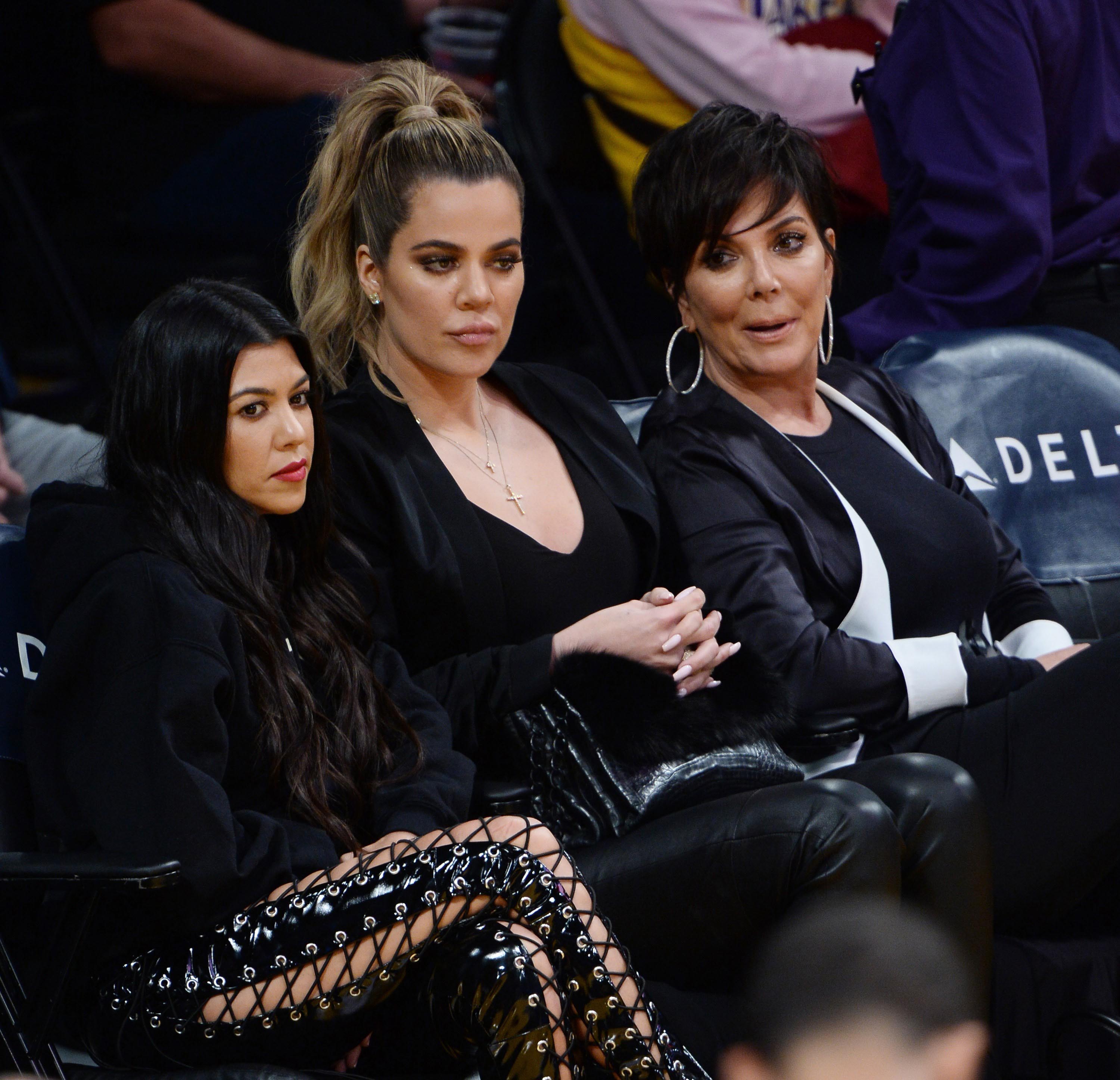 Kourtney & Khloe Kardashian attend LA Lakers vs Cavaliers Game