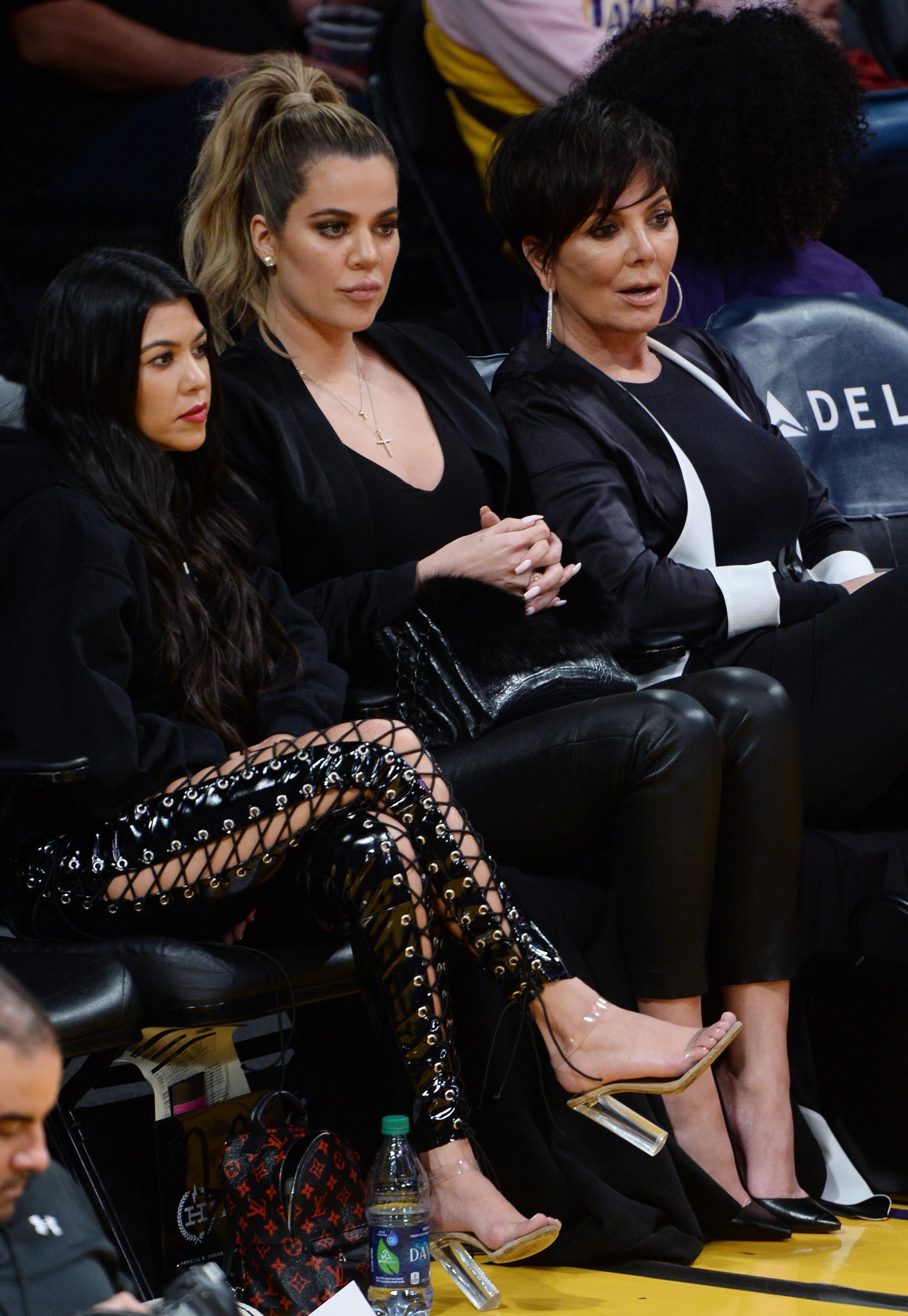 Kourtney & Khloe Kardashian attend LA Lakers vs Cavaliers Game