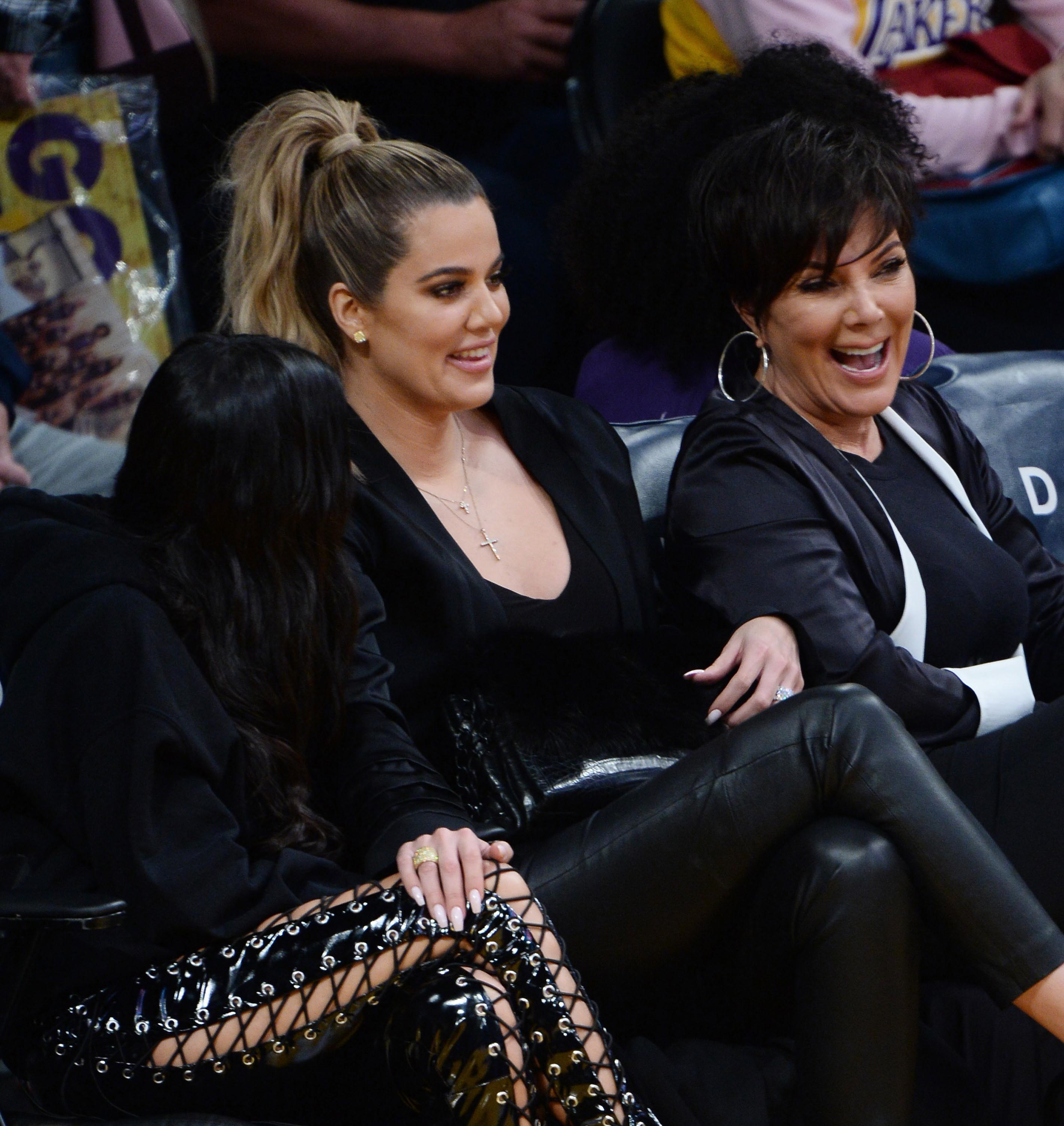 Kourtney & Khloe Kardashian attend LA Lakers vs Cavaliers Game