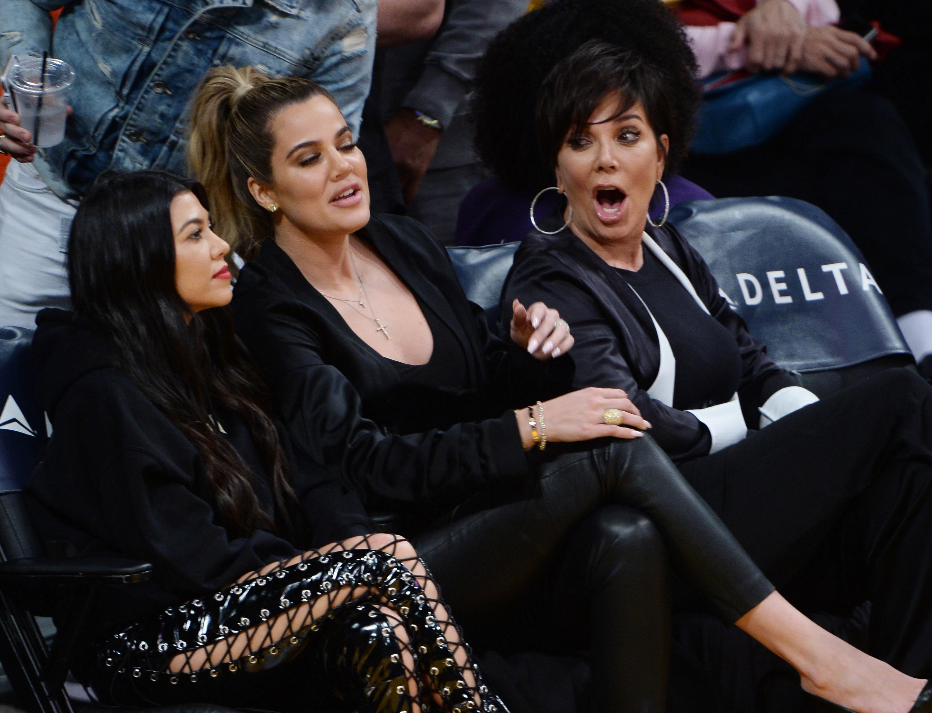 Kourtney & Khloe Kardashian attend LA Lakers vs Cavaliers Game