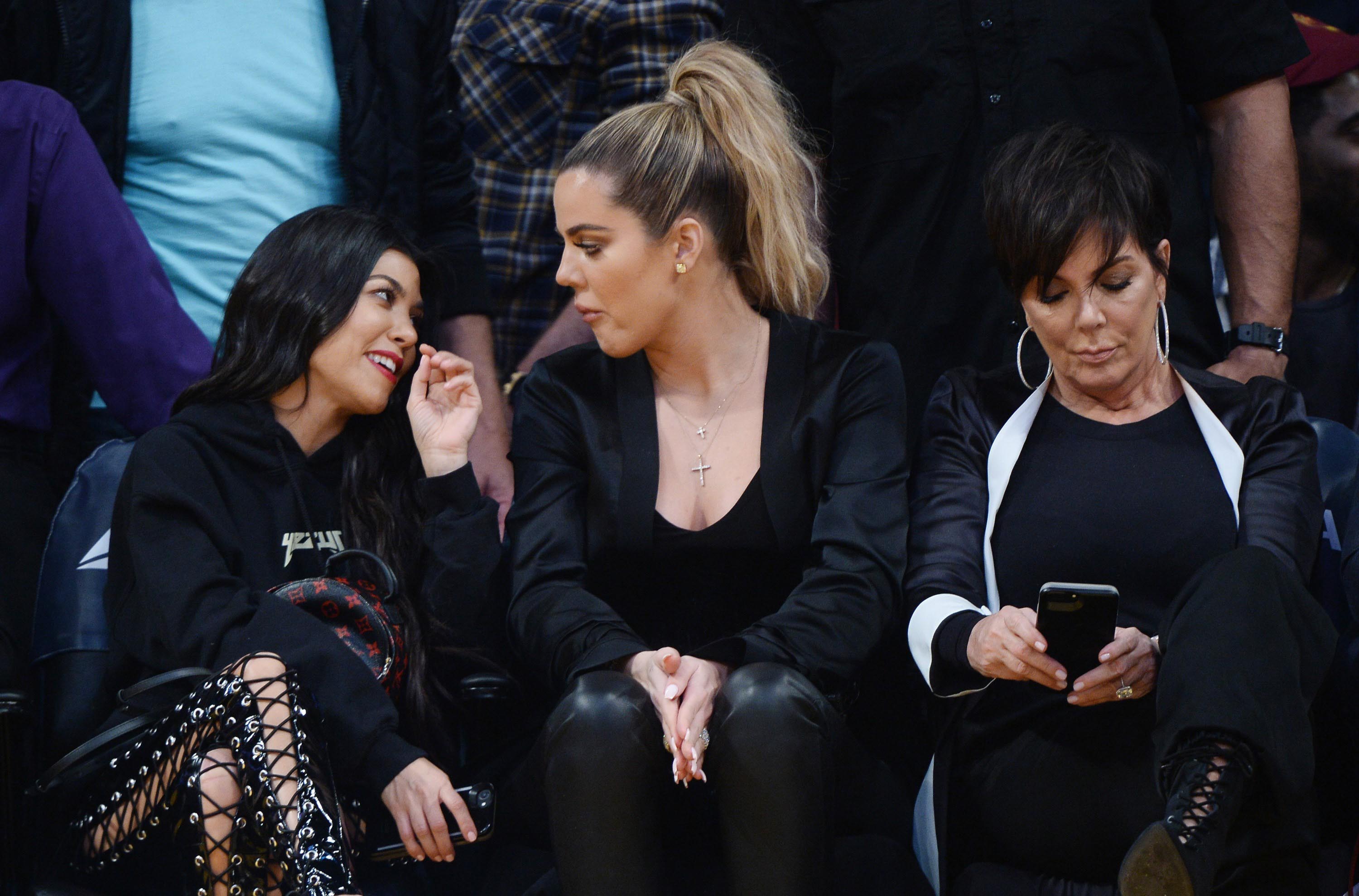 Kourtney & Khloe Kardashian attend LA Lakers vs Cavaliers Game