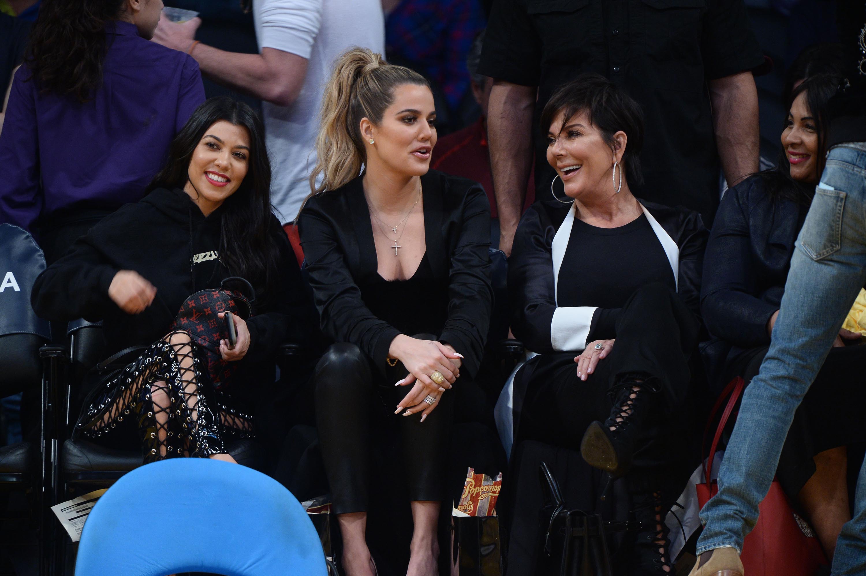 Kourtney & Khloe Kardashian attend LA Lakers vs Cavaliers Game