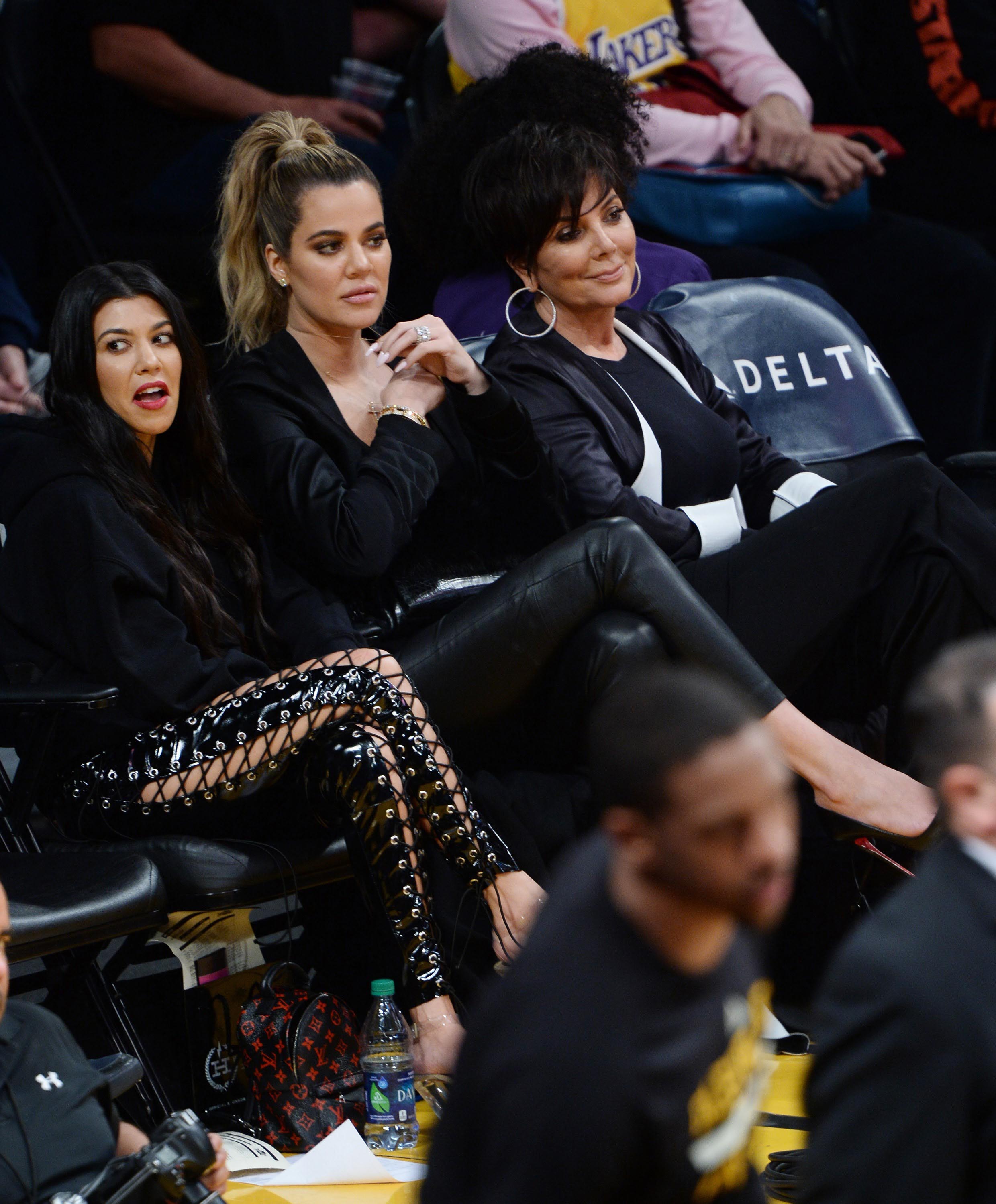 Kourtney & Khloe Kardashian attend LA Lakers vs Cavaliers Game