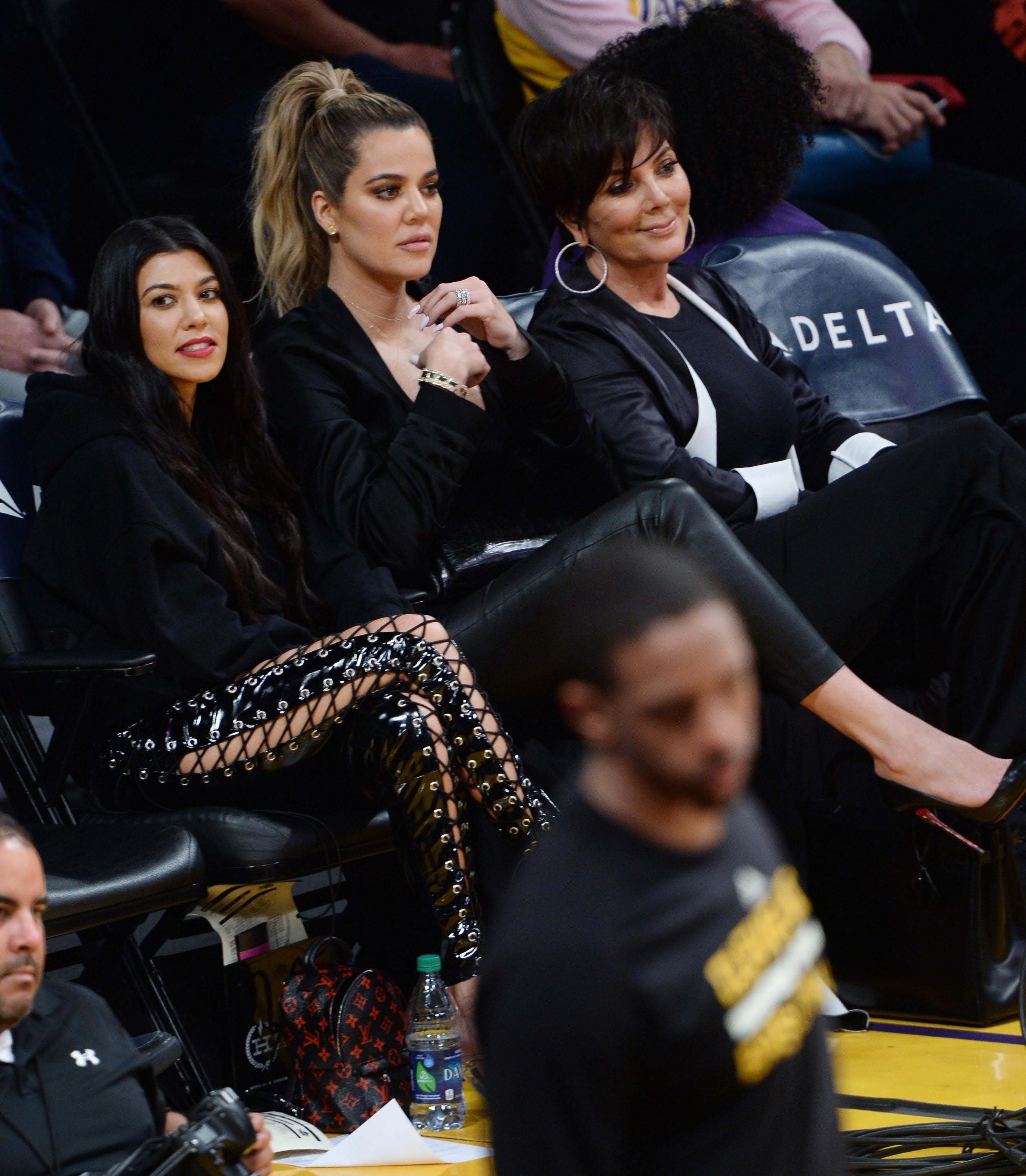 Kourtney & Khloe Kardashian attend LA Lakers vs Cavaliers Game