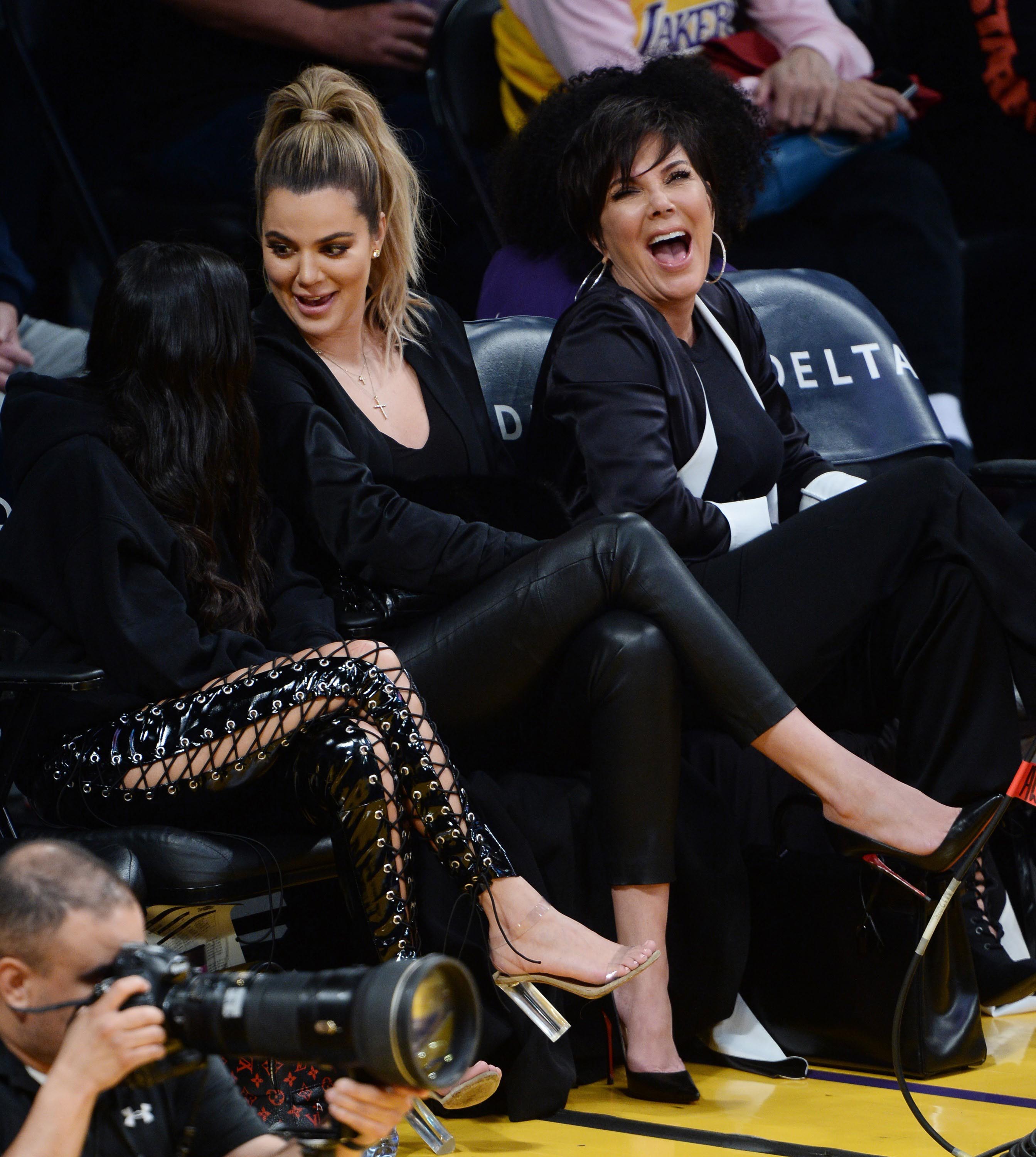 Kourtney & Khloe Kardashian attend LA Lakers vs Cavaliers Game