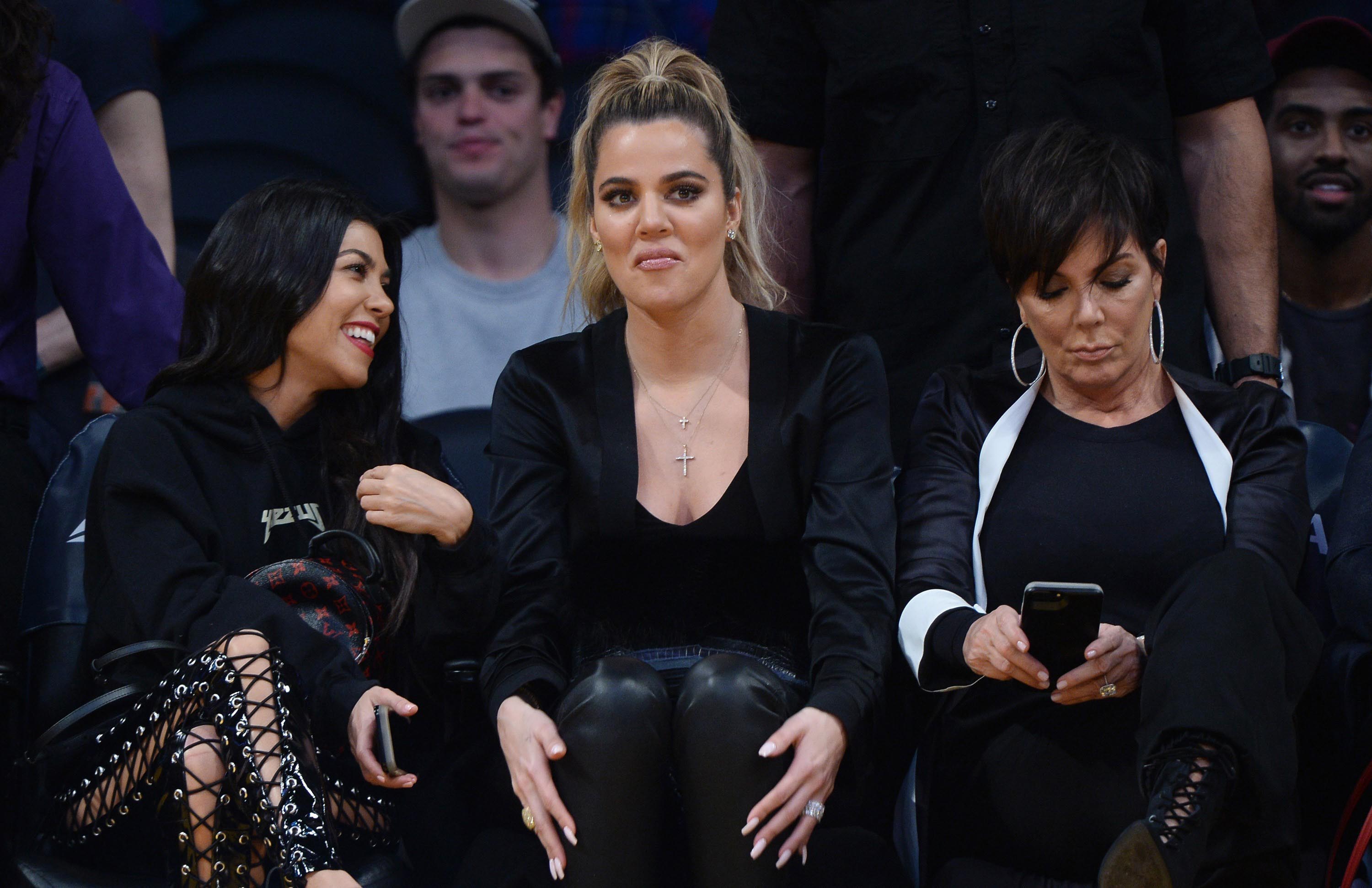 Kourtney & Khloe Kardashian attend LA Lakers vs Cavaliers Game