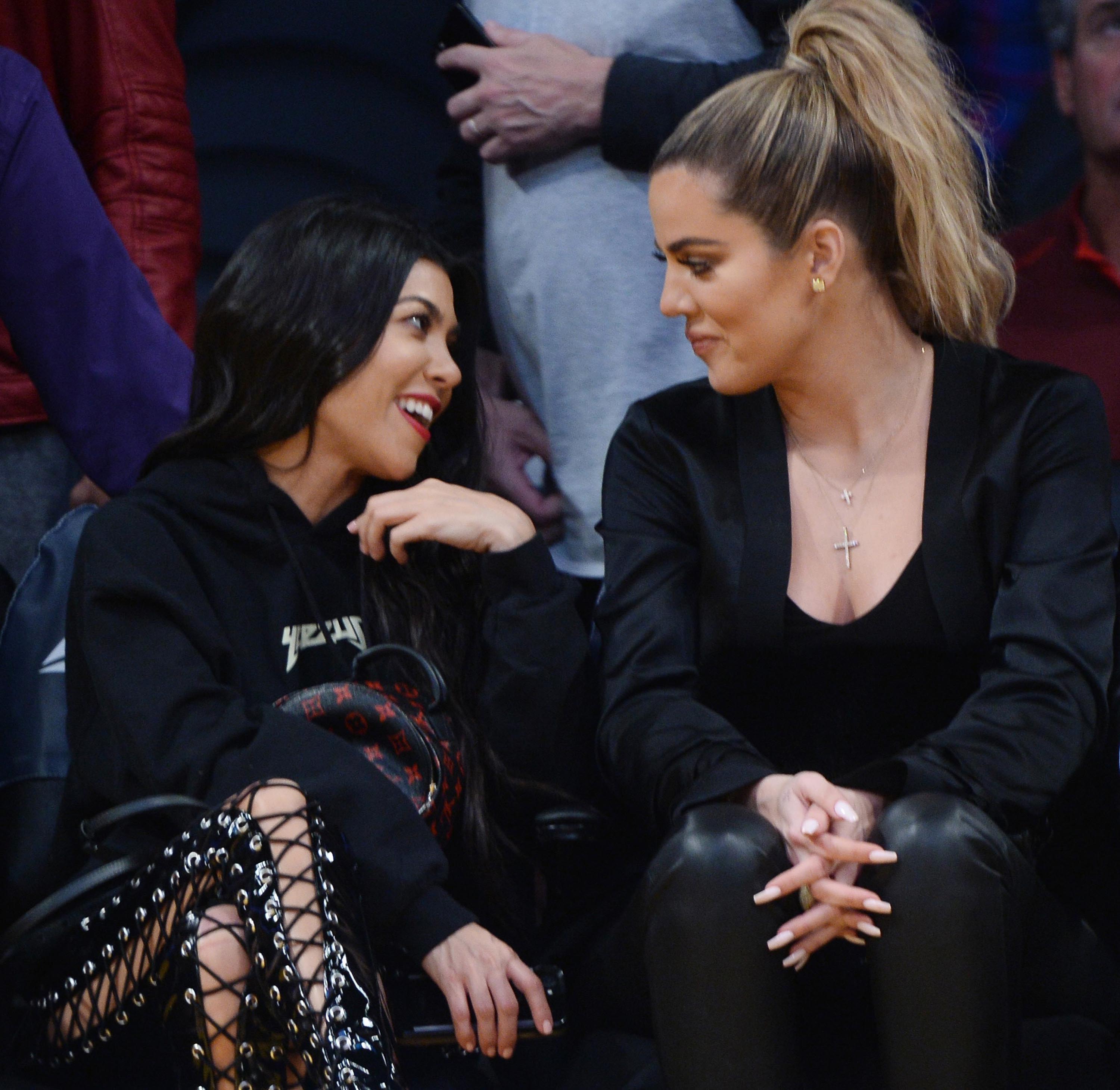 Kourtney & Khloe Kardashian attend LA Lakers vs Cavaliers Game