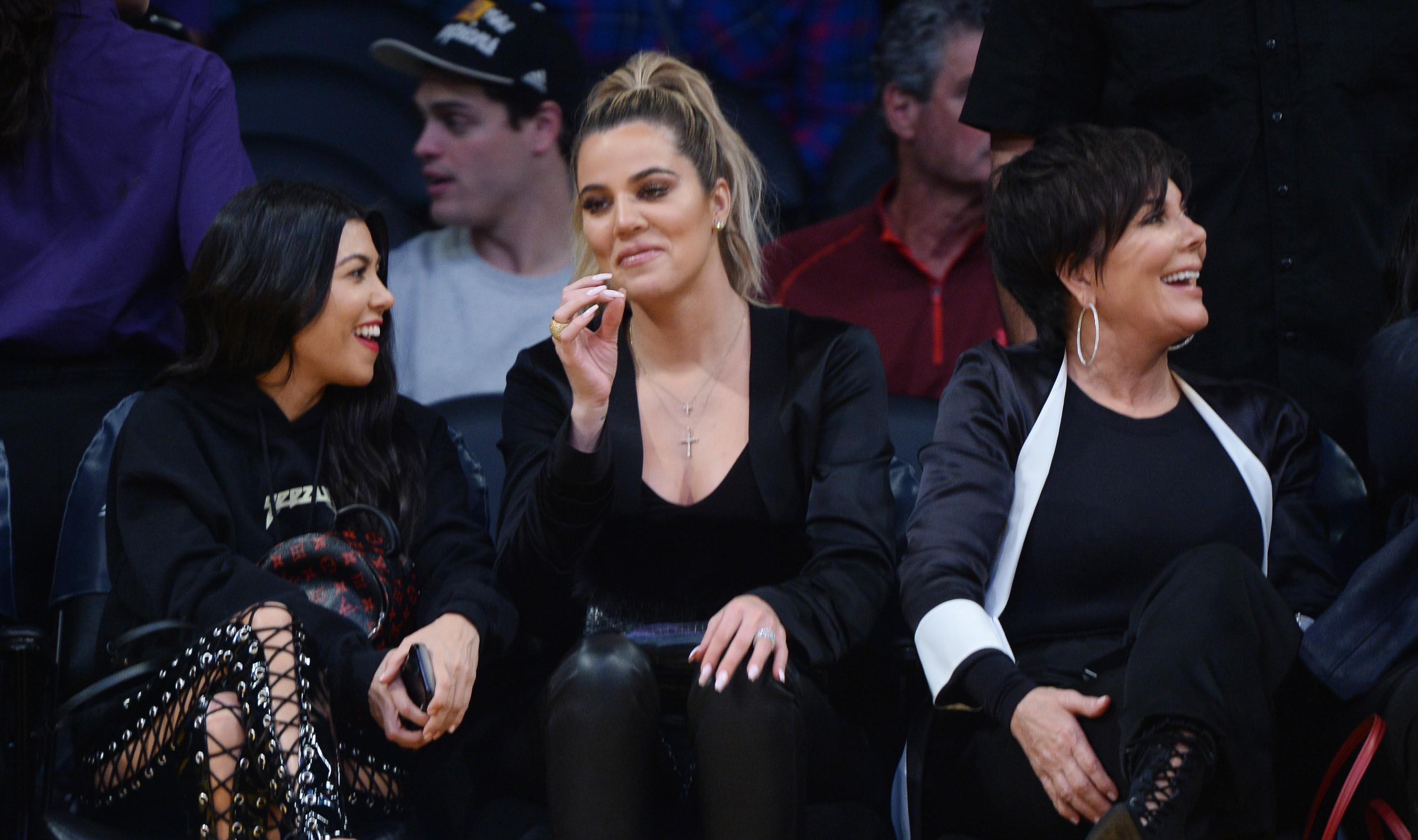 Kourtney & Khloe Kardashian attend LA Lakers vs Cavaliers Game