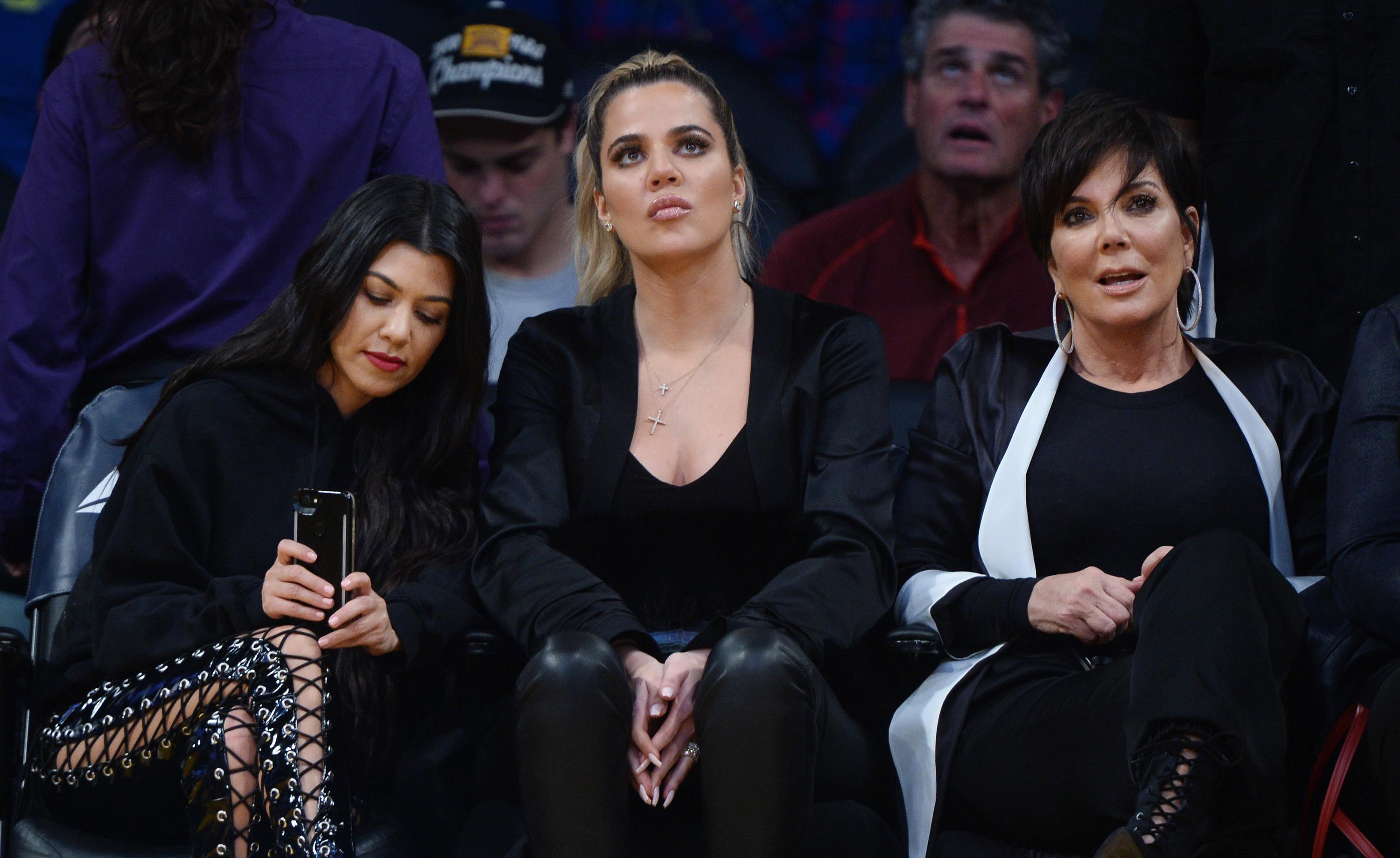 Kourtney & Khloe Kardashian attend LA Lakers vs Cavaliers Game