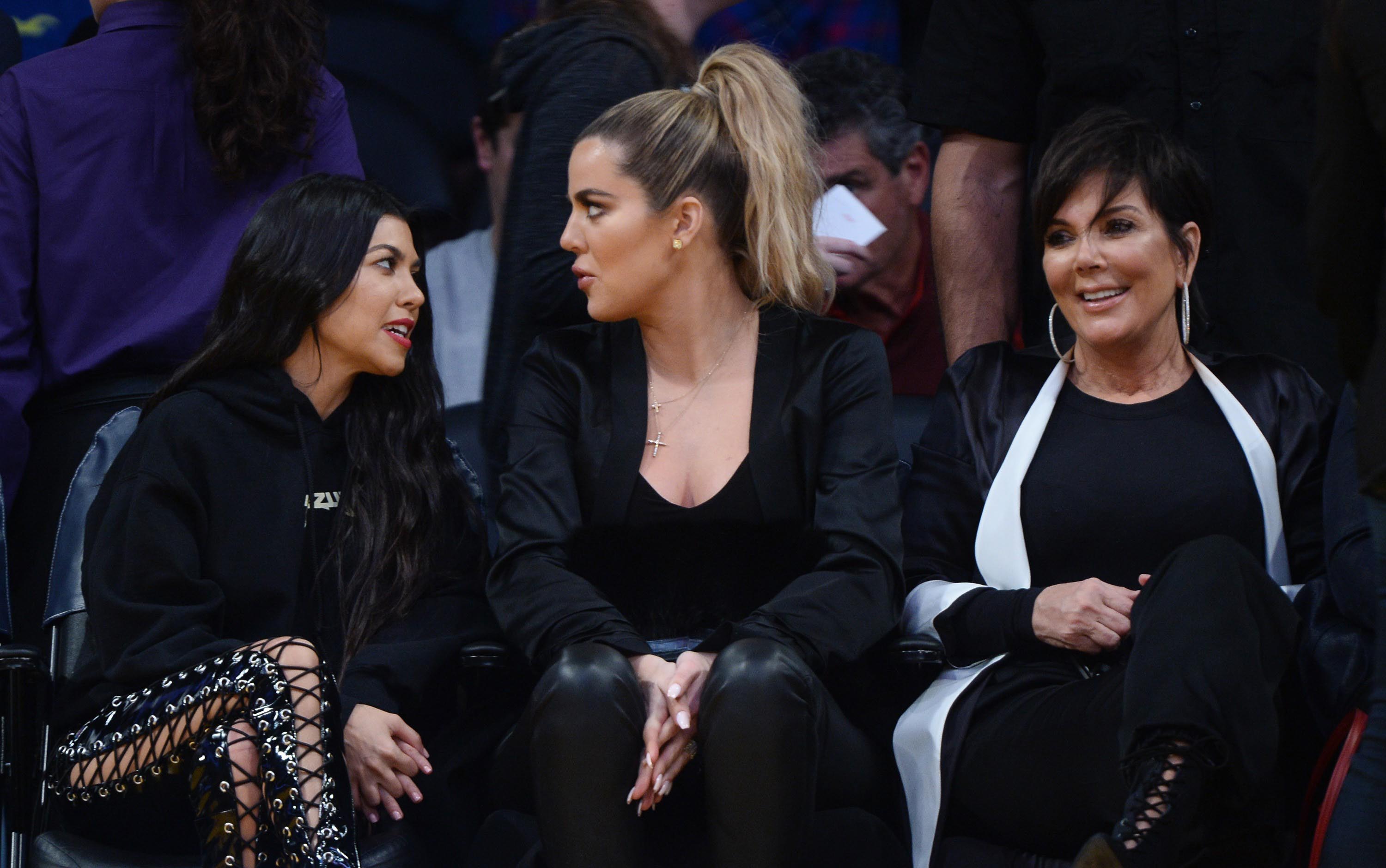 Kourtney & Khloe Kardashian attend LA Lakers vs Cavaliers Game