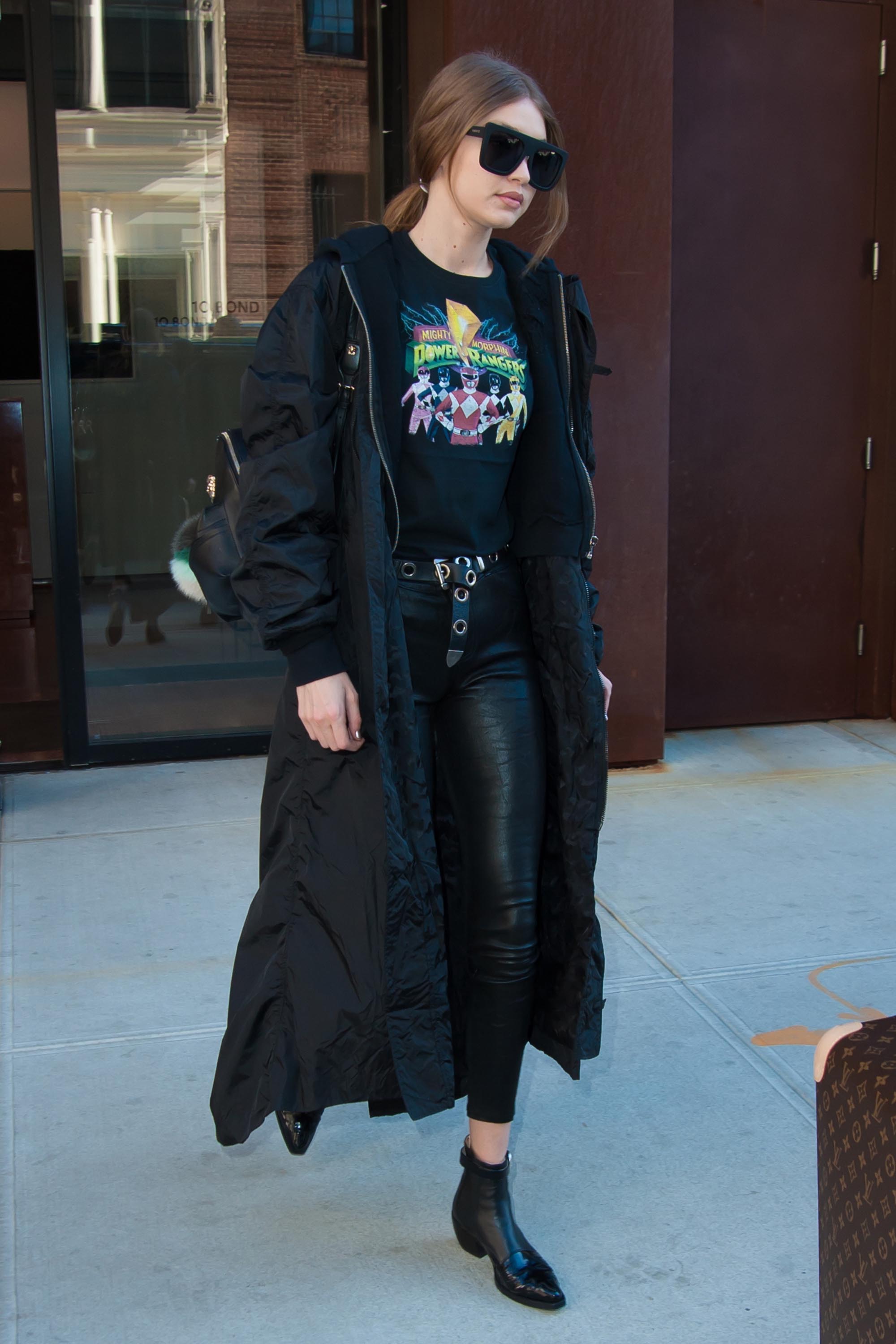 Gigi Hadid leaving her apartment in NYC