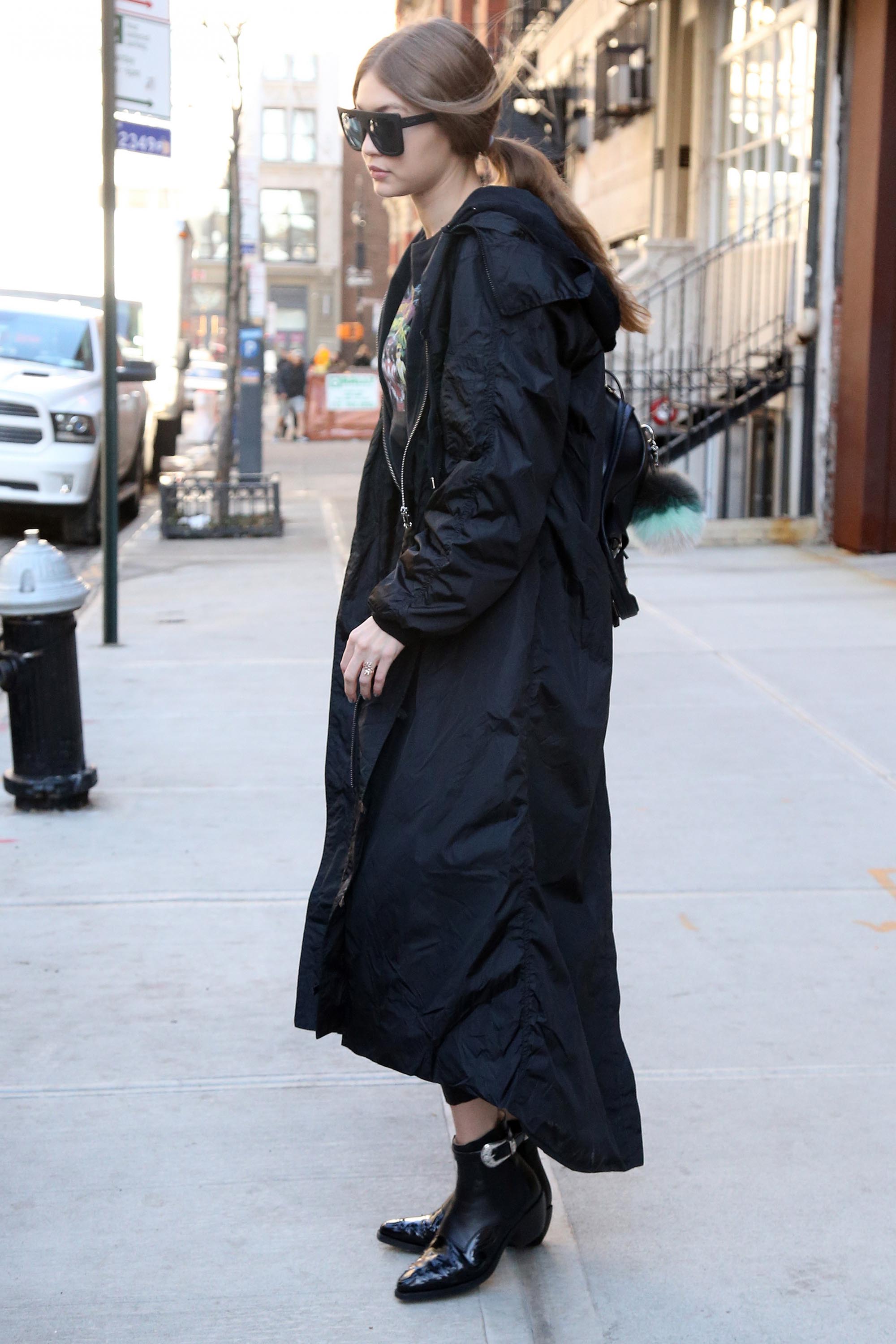 Gigi Hadid leaving her apartment in NYC