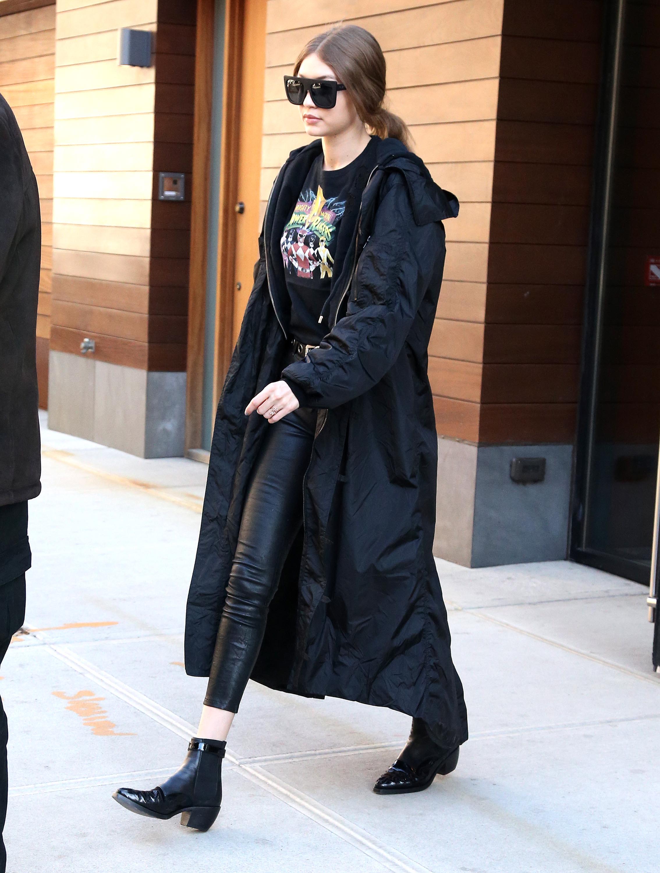 Gigi Hadid leaving her apartment in NYC