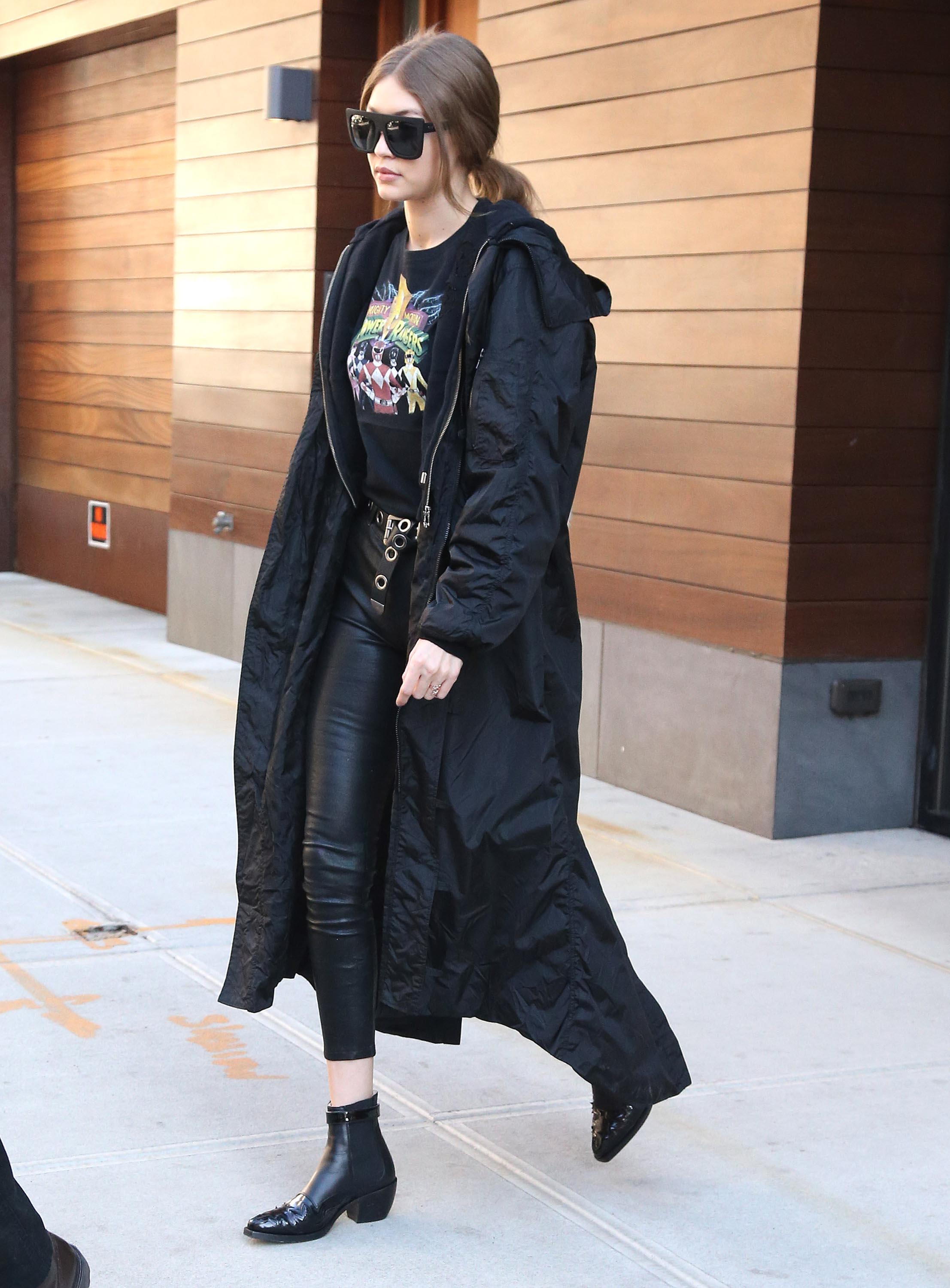 Gigi Hadid leaving her apartment in NYC