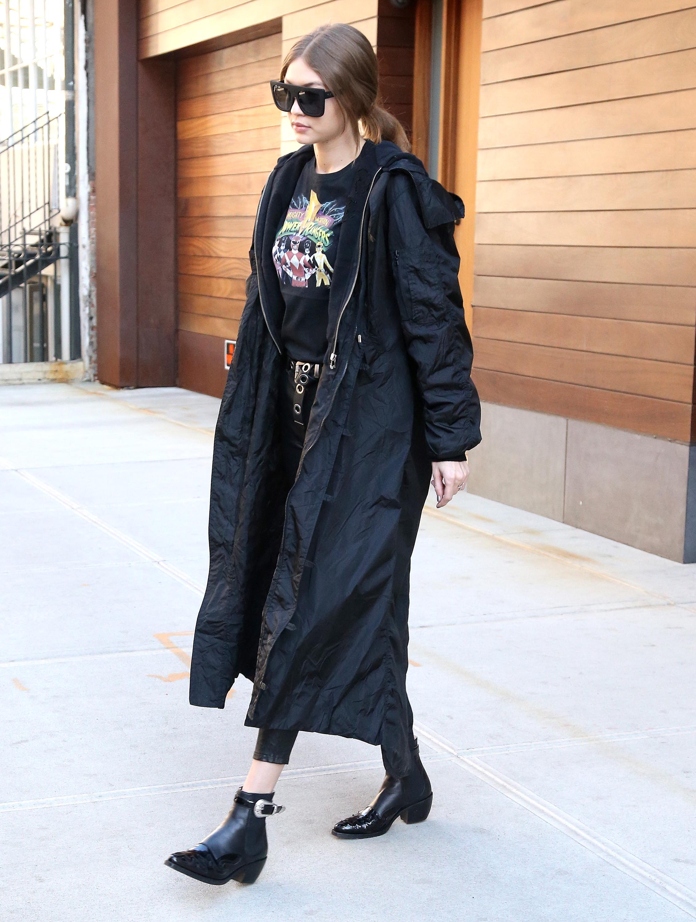 Gigi Hadid leaving her apartment in NYC