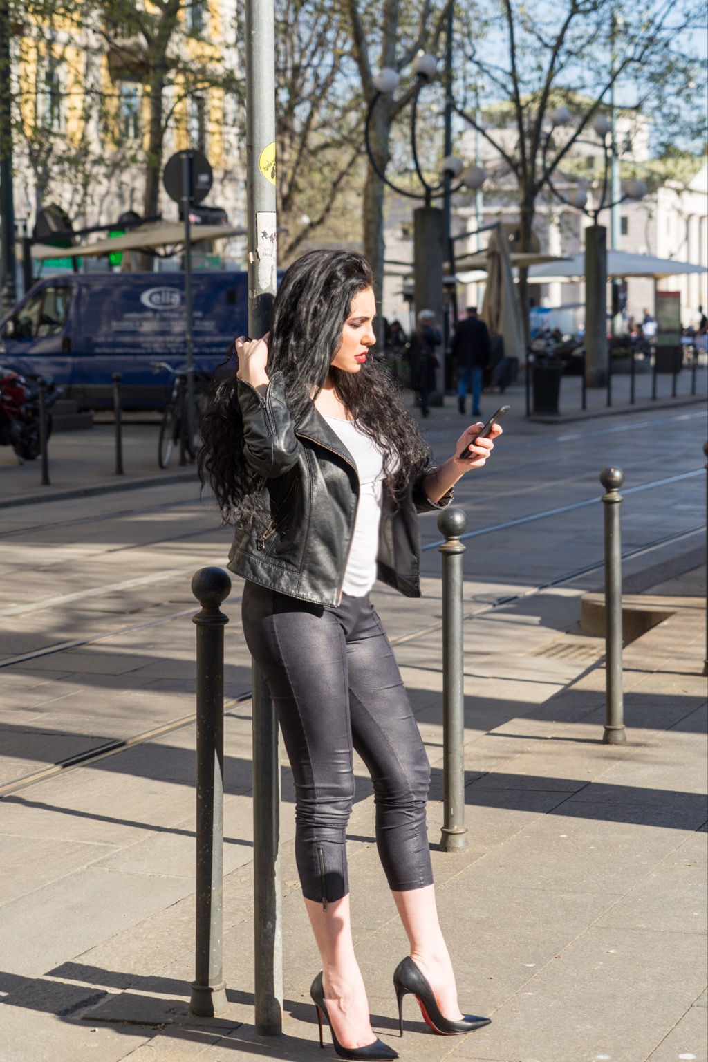 Roberta Tirrito street style in Milan