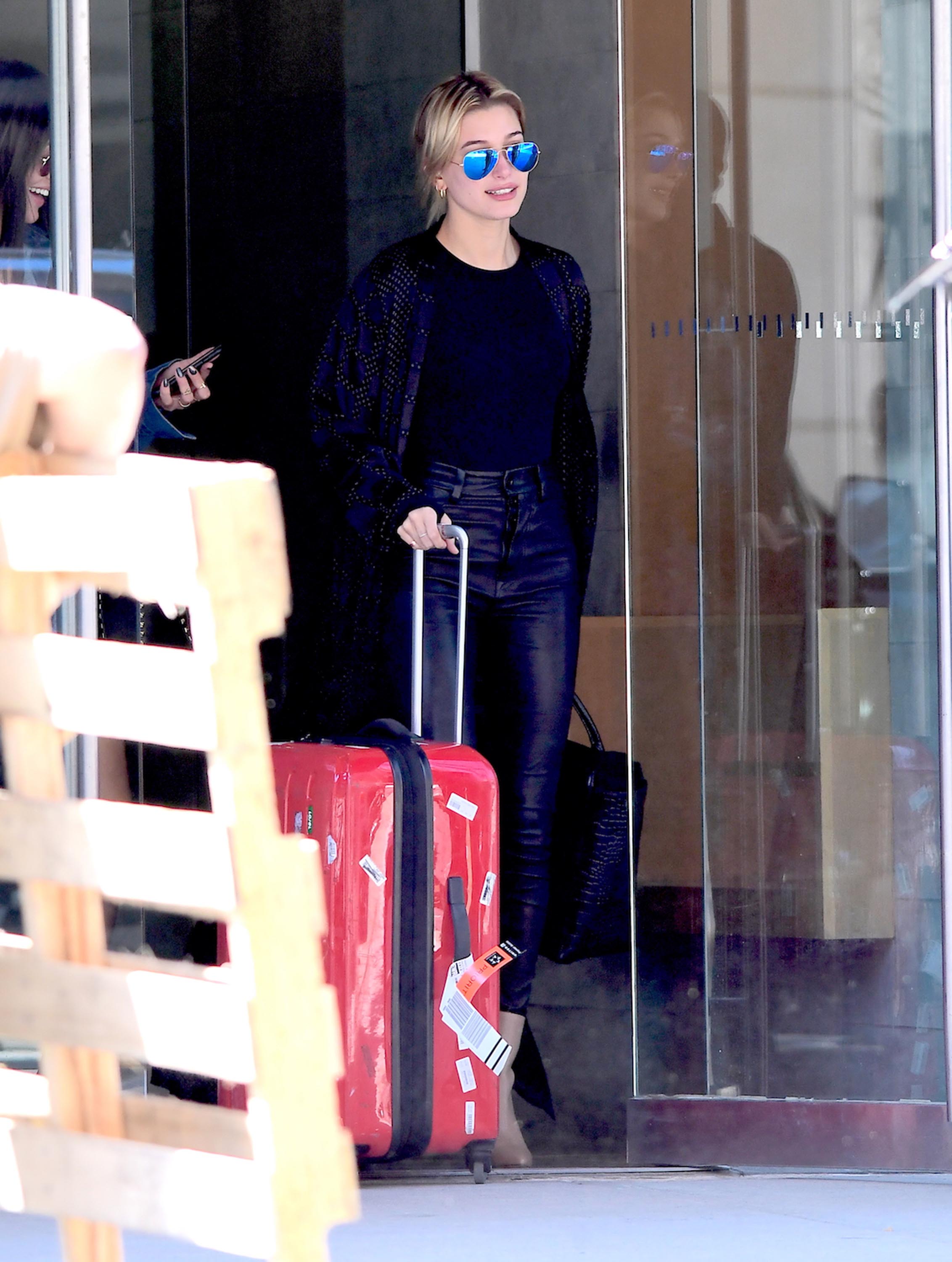 Hailey Baldwin was spotted catching an early morning flight in NYC