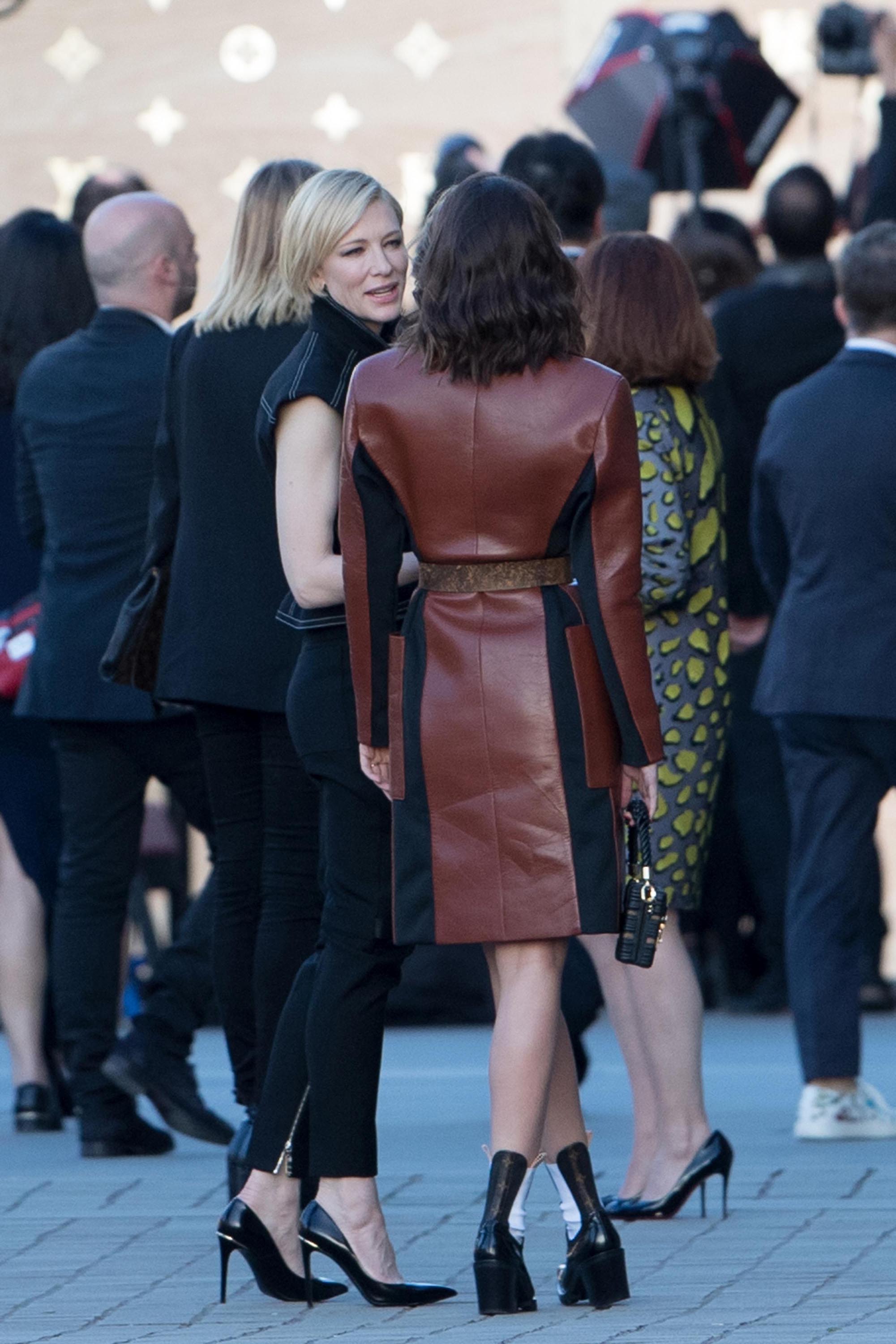 Miranda Kerr attends Louis Vuitton Dinner Party