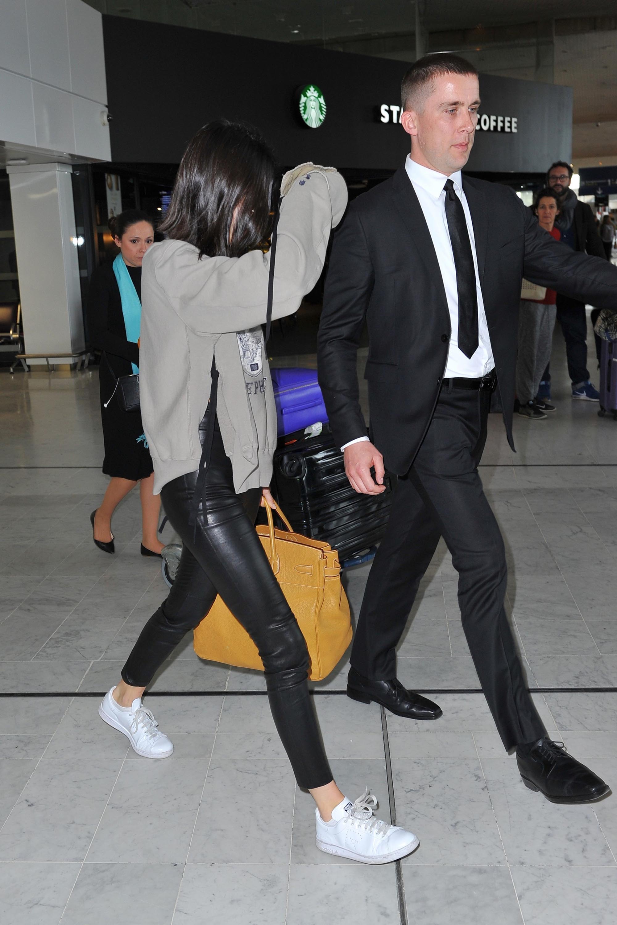 Kendall Jenner leaving the Charles de Gaulle airport