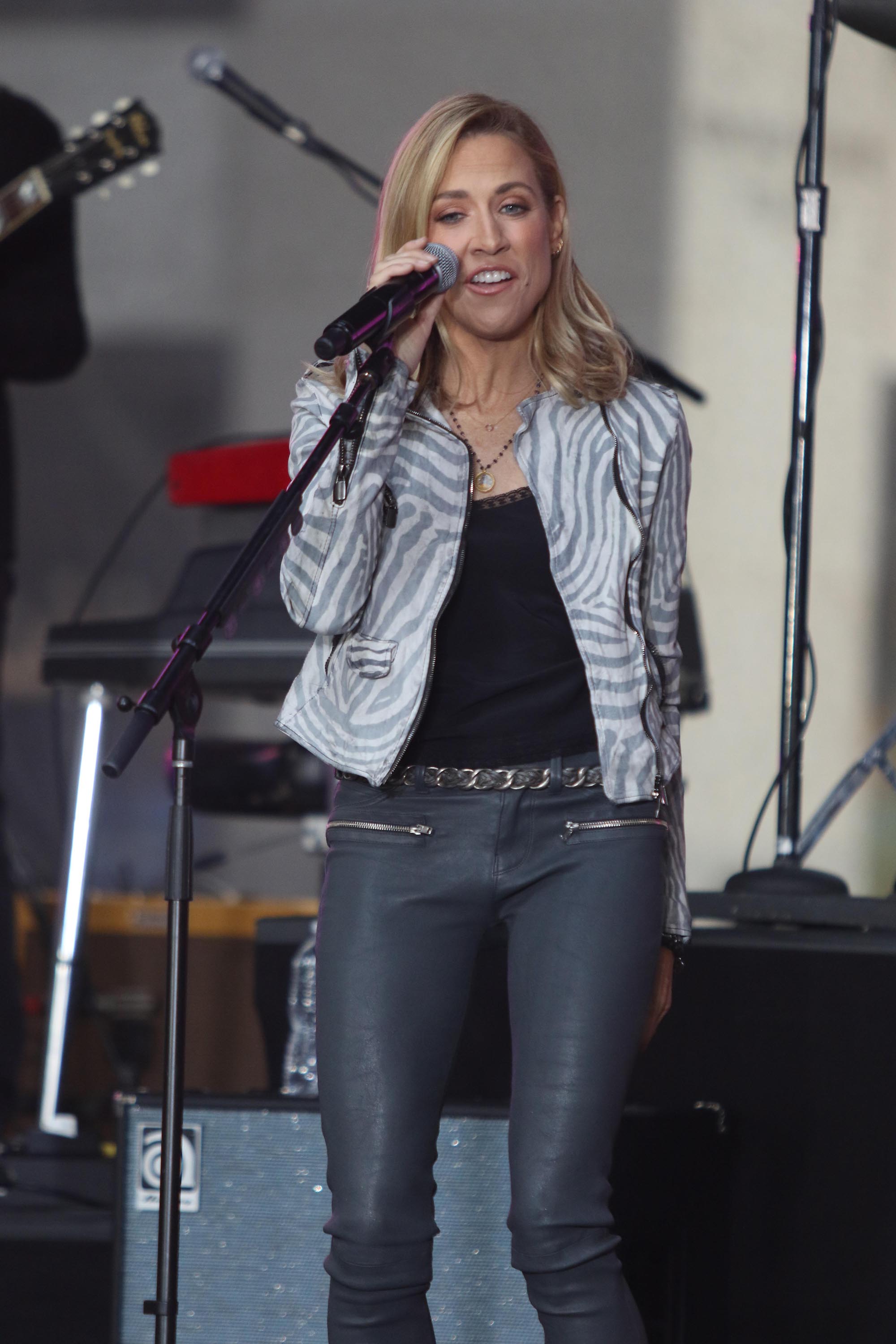 Sheryl Crow NBC performs at Today Show