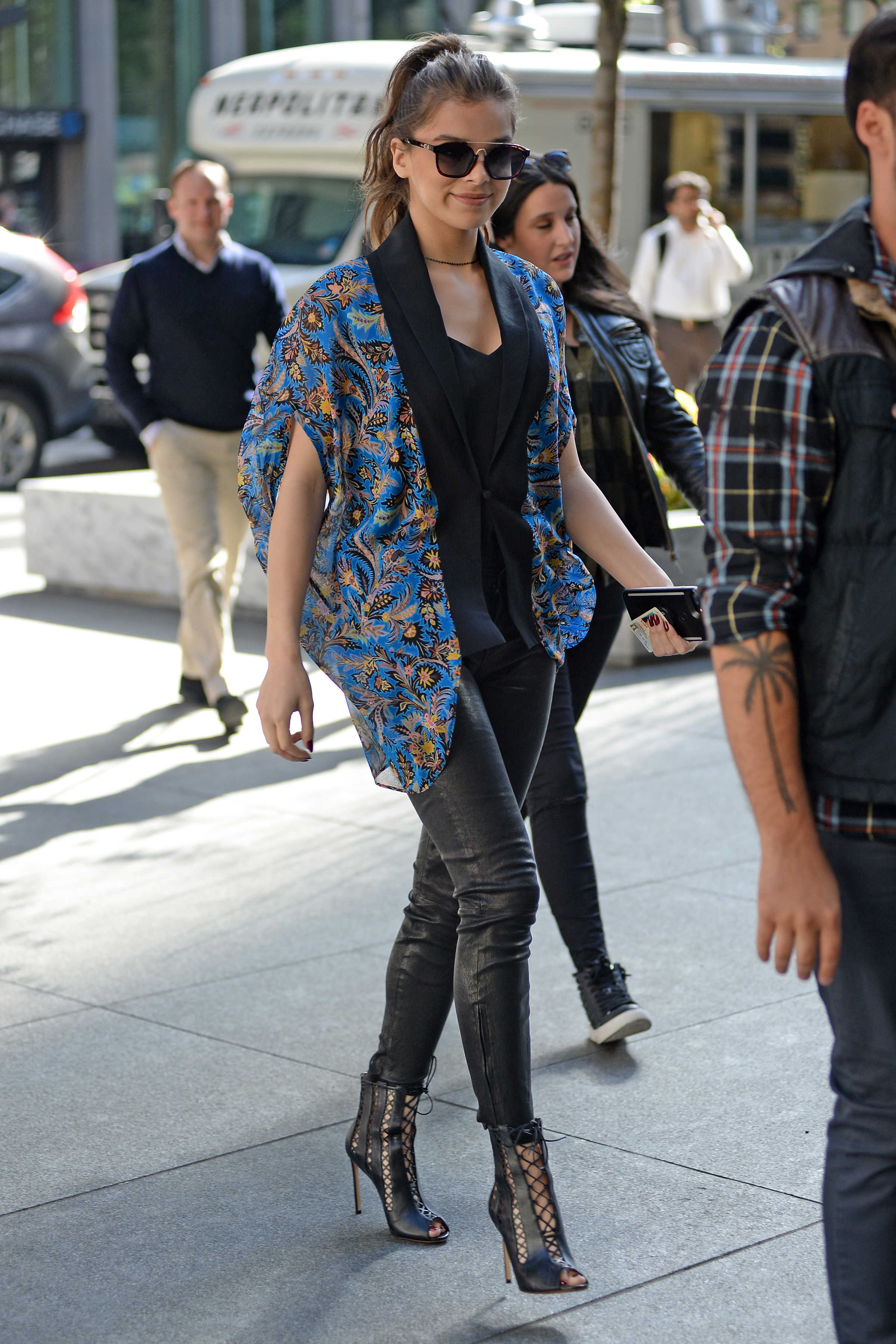 Hailee Steinfeld in NY Promoting Her New Single