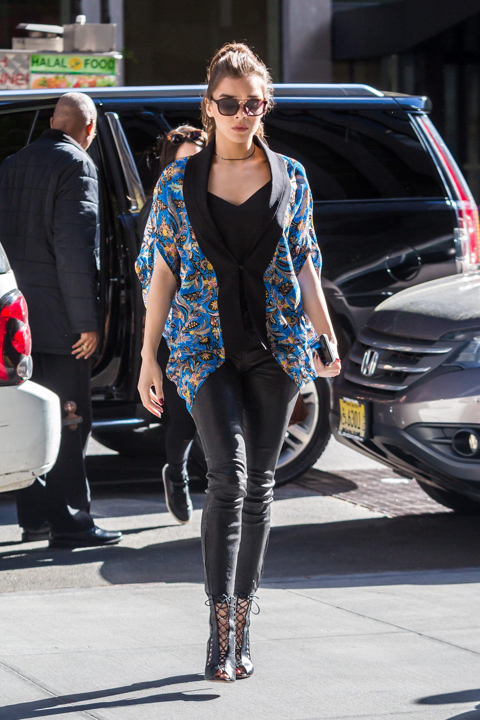 Hailee Steinfeld in NY Promoting Her New Single