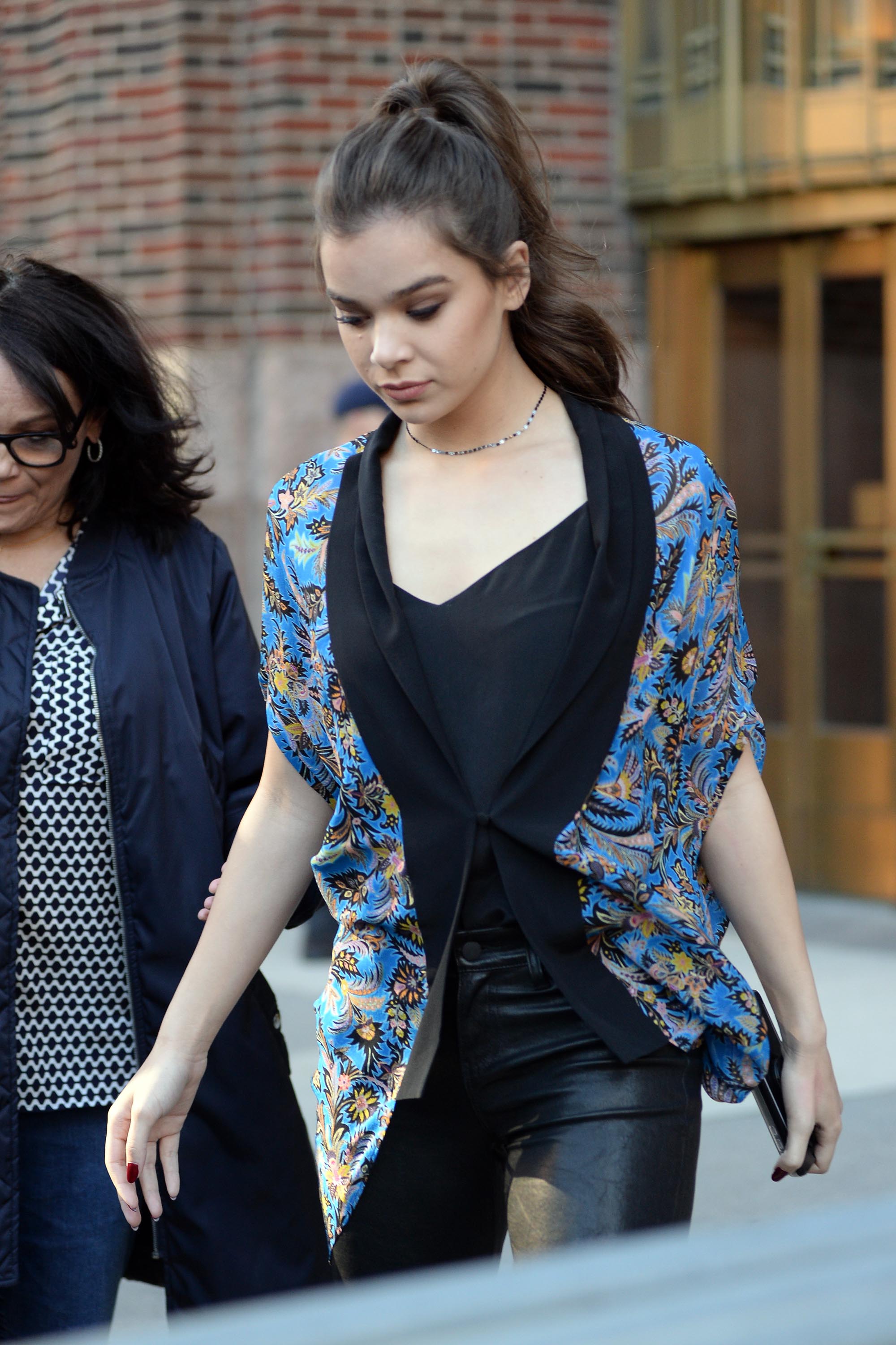 Hailee Steinfeld in NY Promoting Her New Single