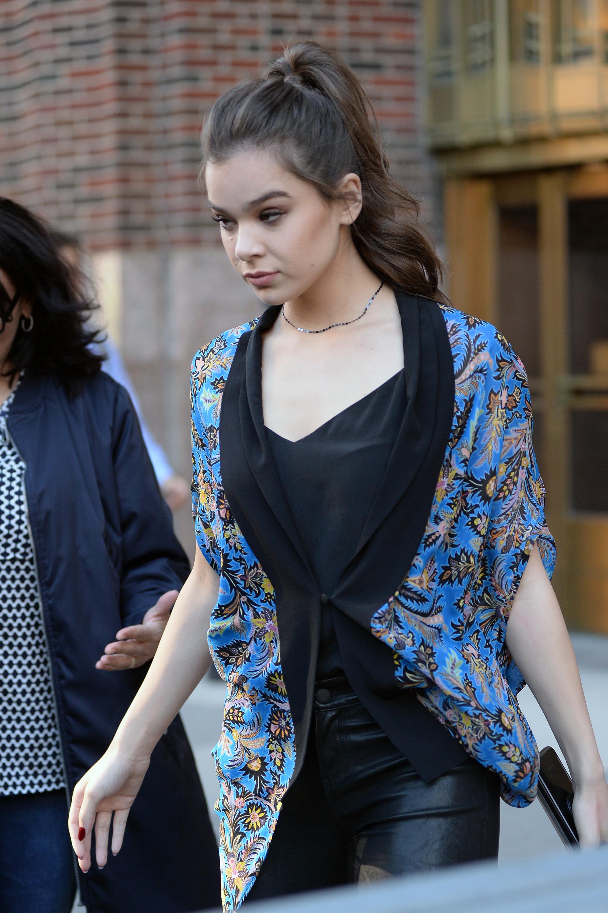 Hailee Steinfeld in NY Promoting Her New Single