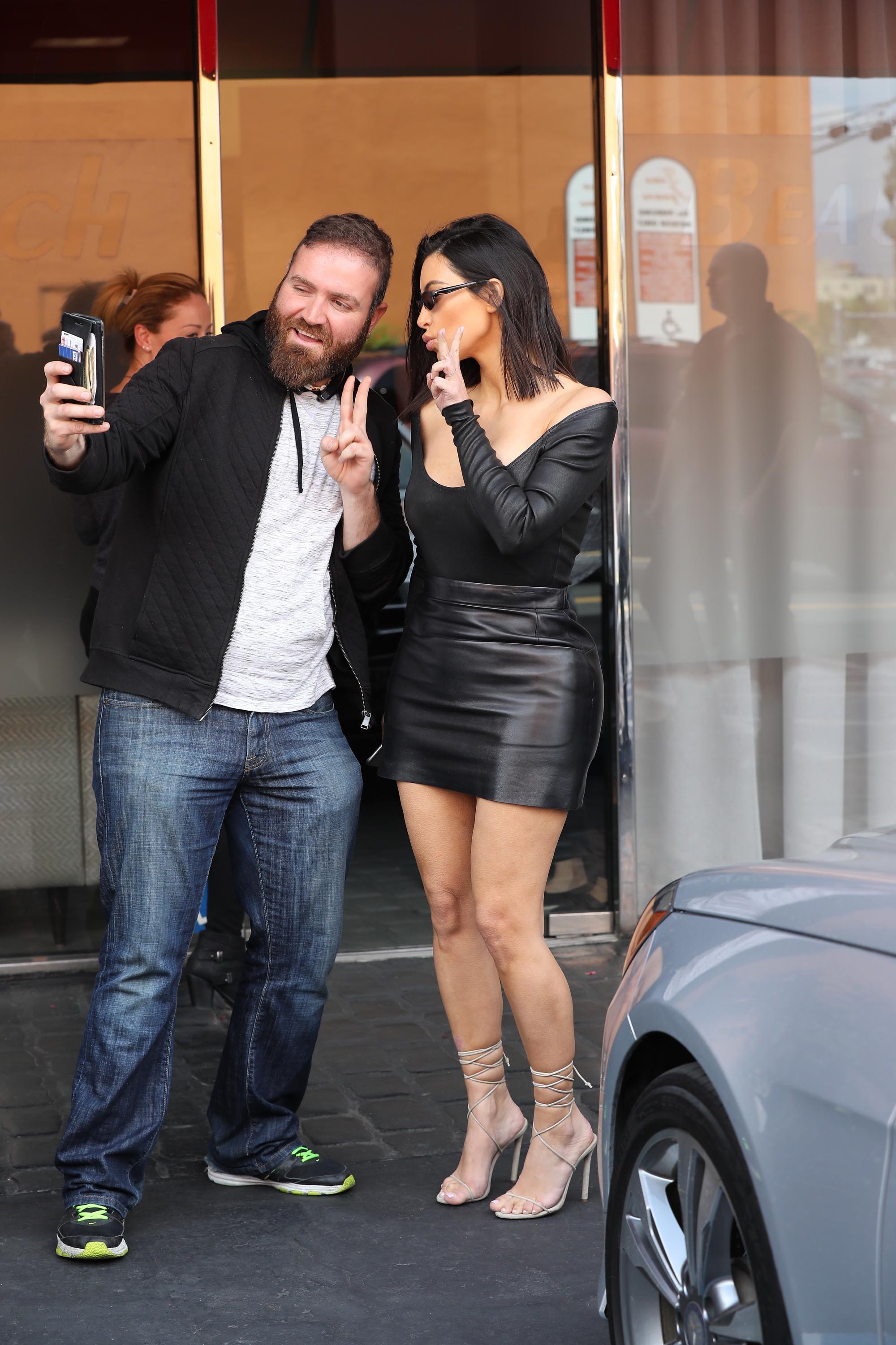 Kim Kardashian arrives to Film KUWTK