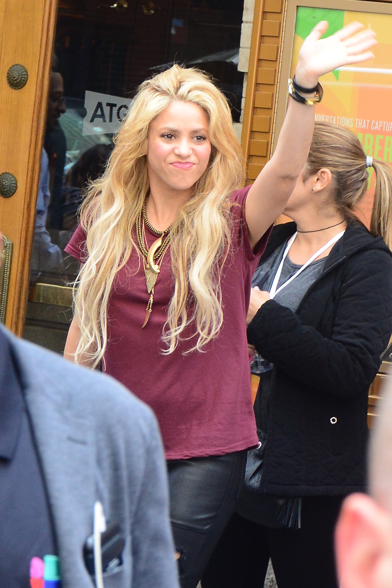Shakira leaving the Lyric Theater