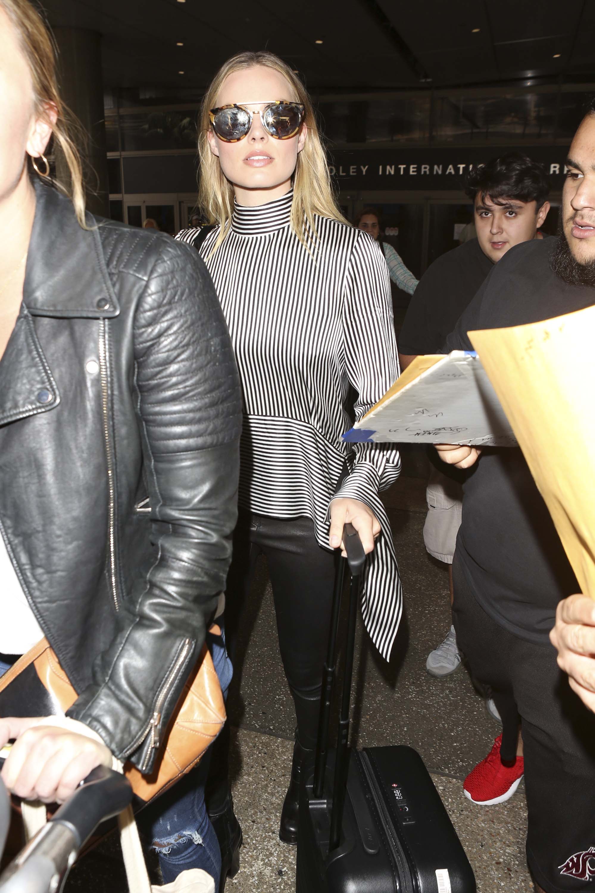 Margot Robbie seen at LAX airport