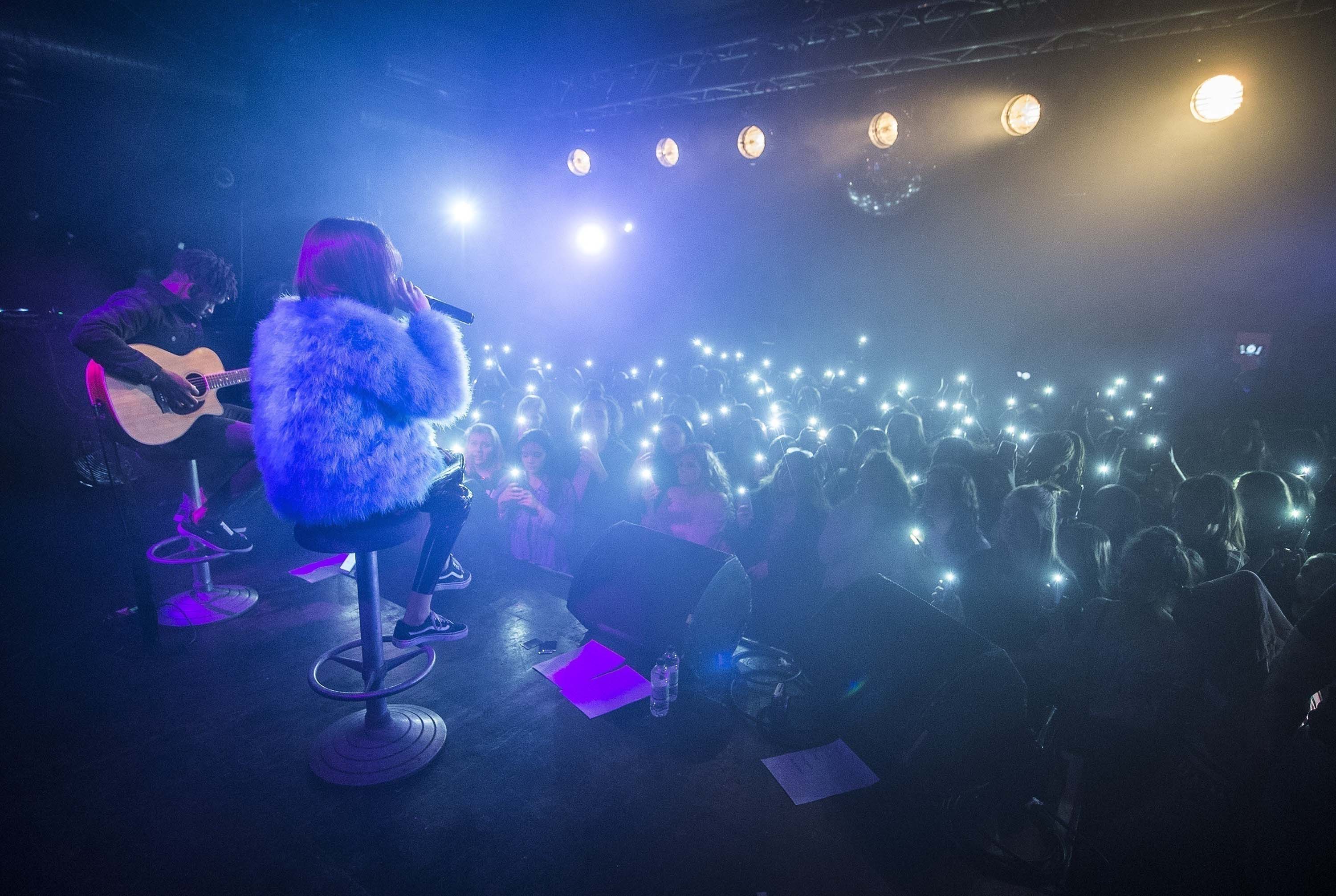 Madison Beer performs at the Hoxton Square Bar & Kitchen