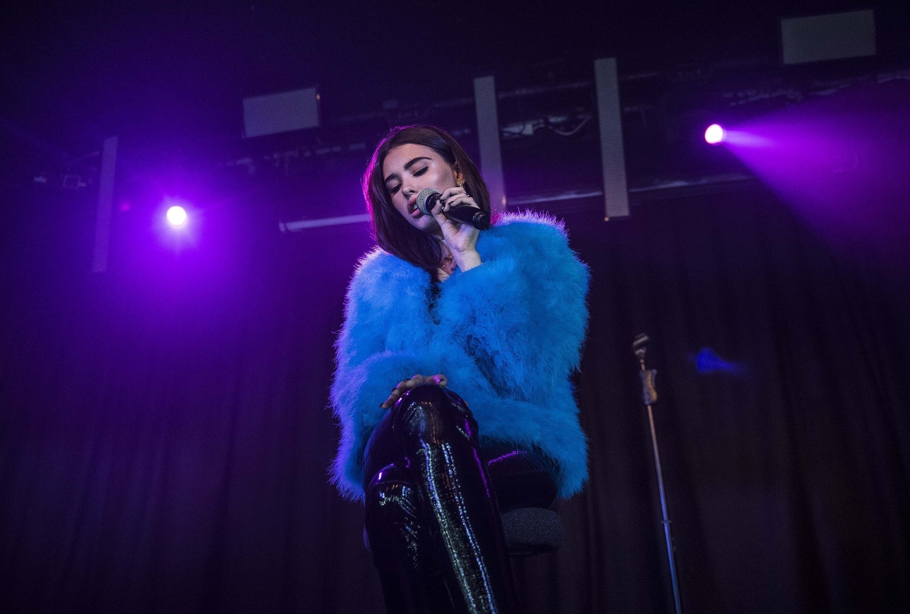 Madison Beer performs at the Hoxton Square Bar & Kitchen