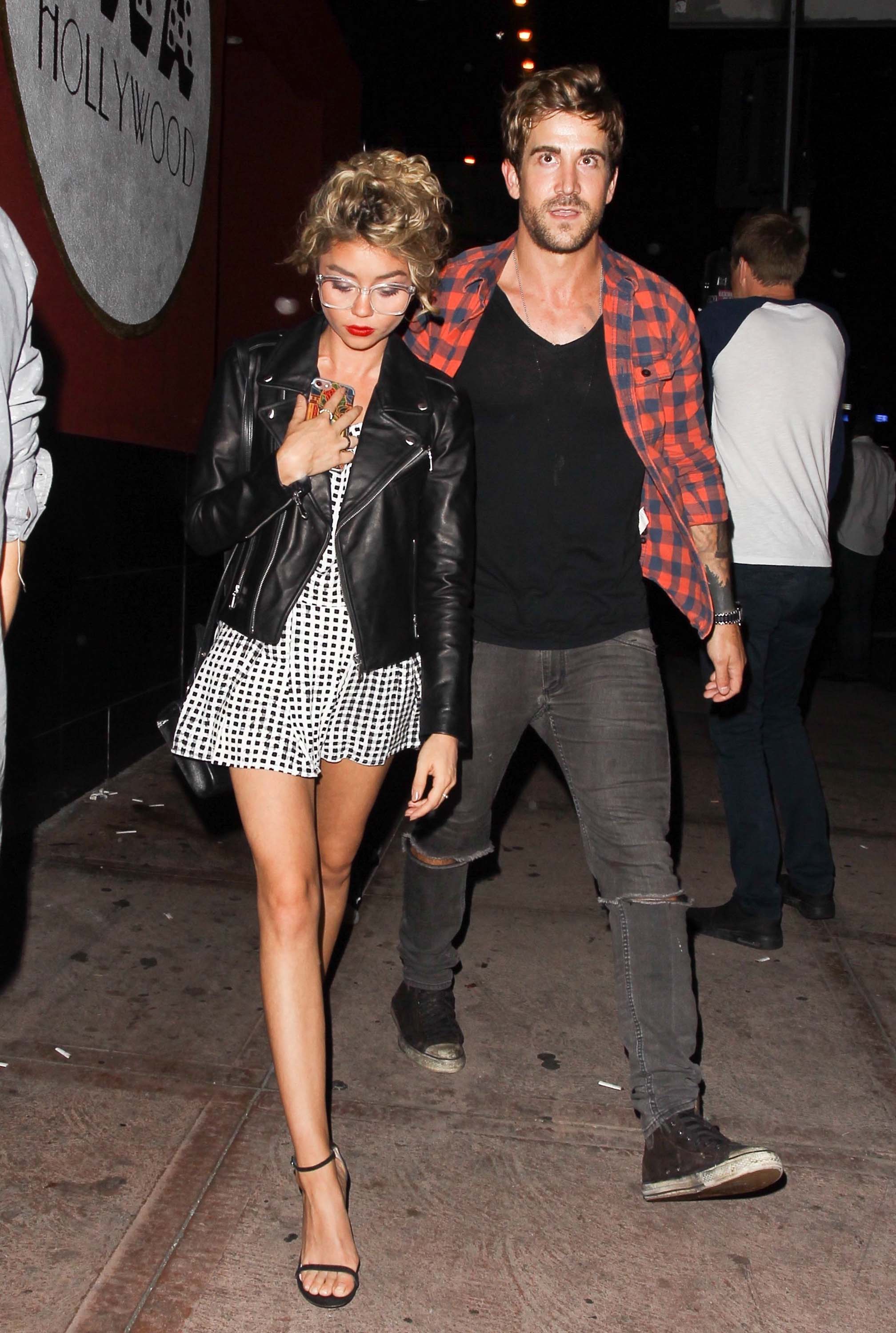 Sarah Hyland at Viva Hollywood