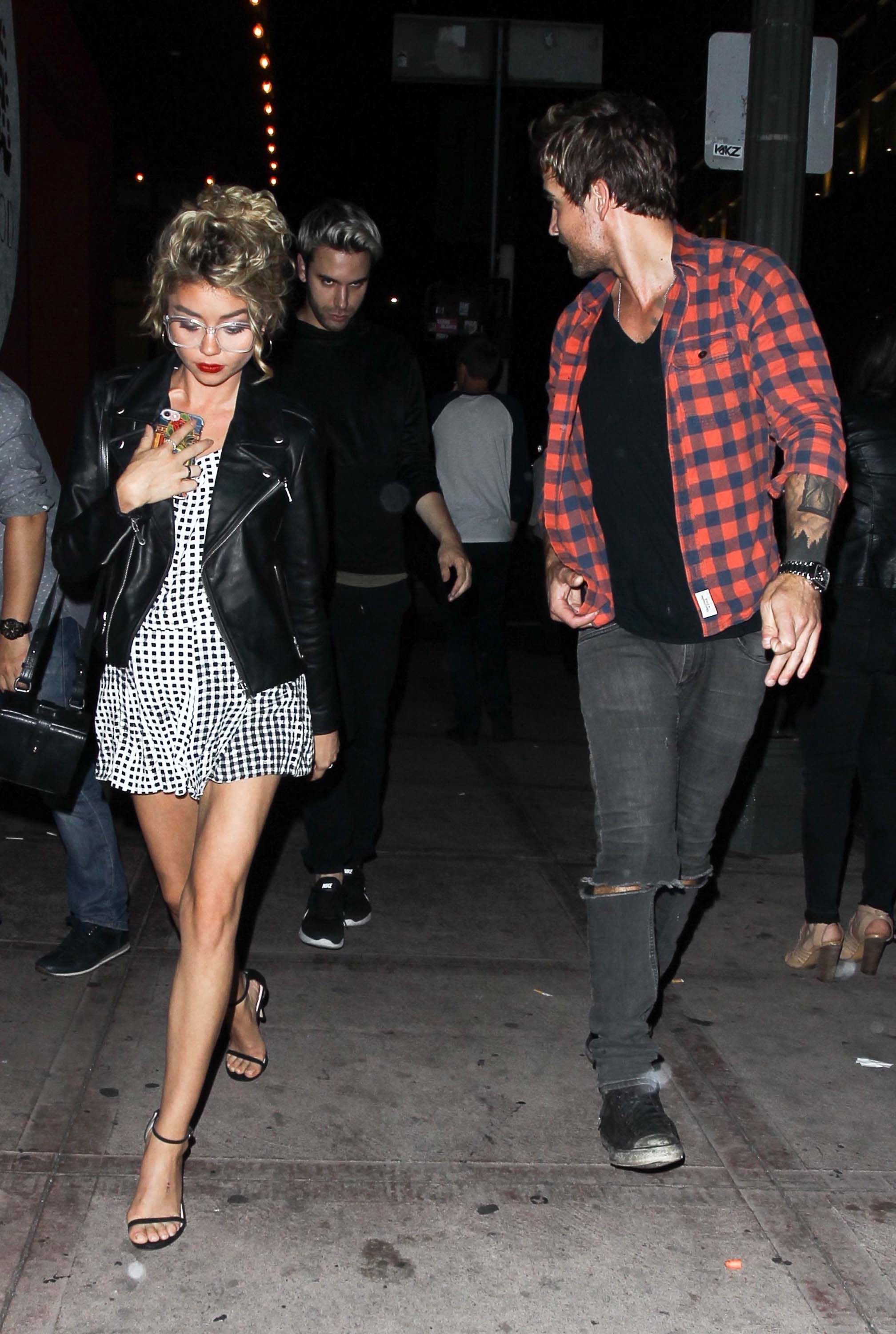 Sarah Hyland at Viva Hollywood