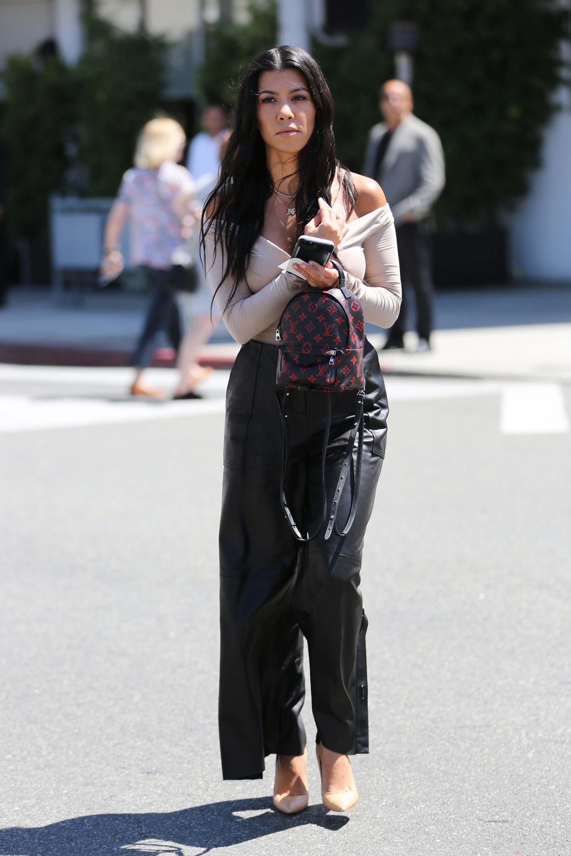 Kourtney Kardashian at Il Pastaio restaurant