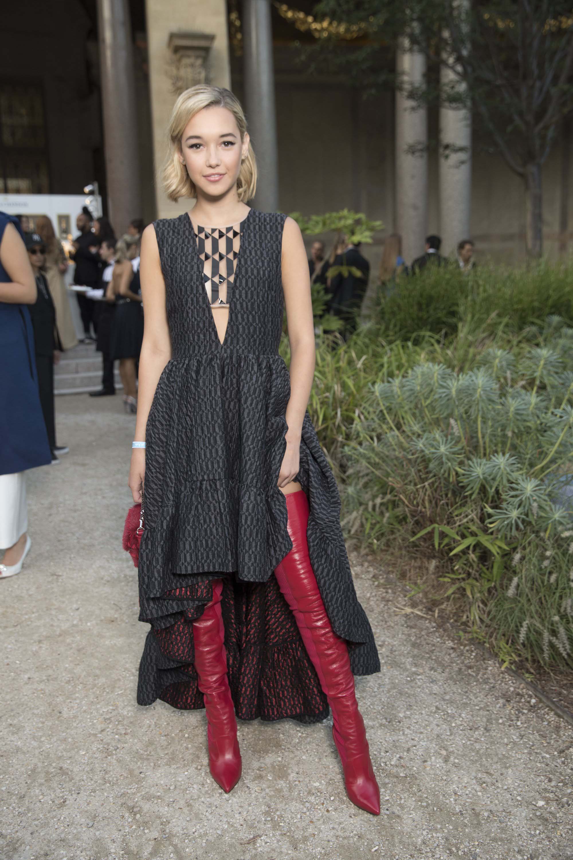 Sarah Snyder attends amfAR Gala