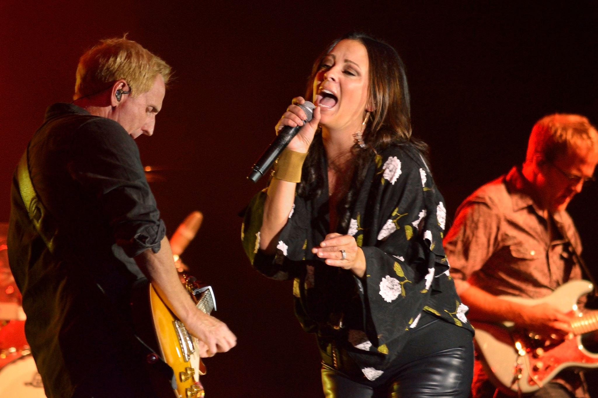 Sara Evans performs at Four Winds Casino