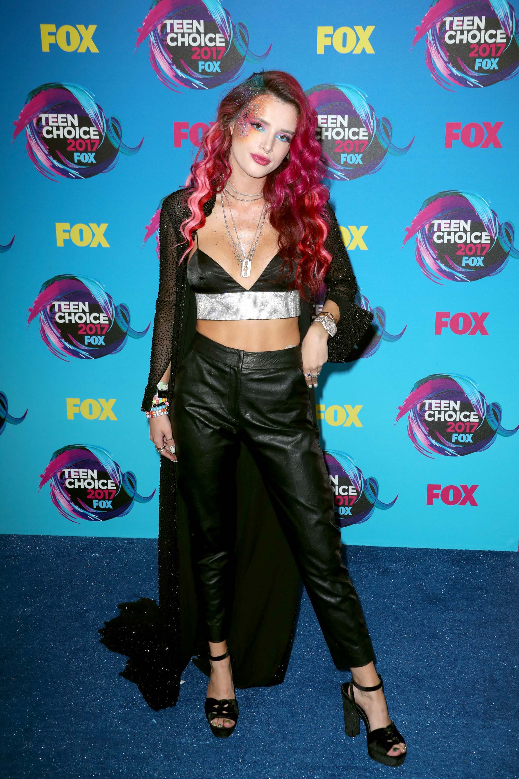 Bella Thorne attends 2017 Teen Choice Awards