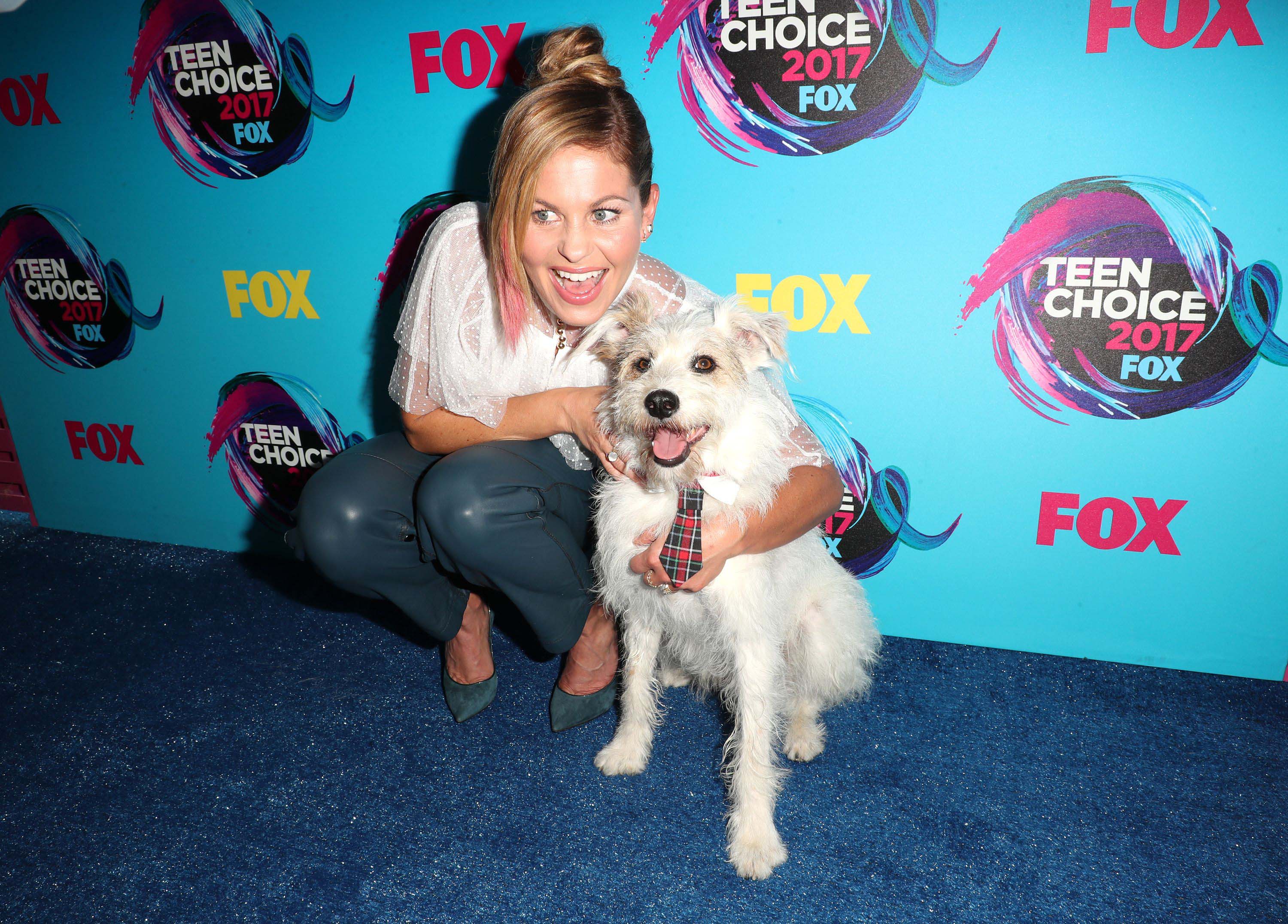 Candace Cameron Bure attends 2017 Teen Choice Awards