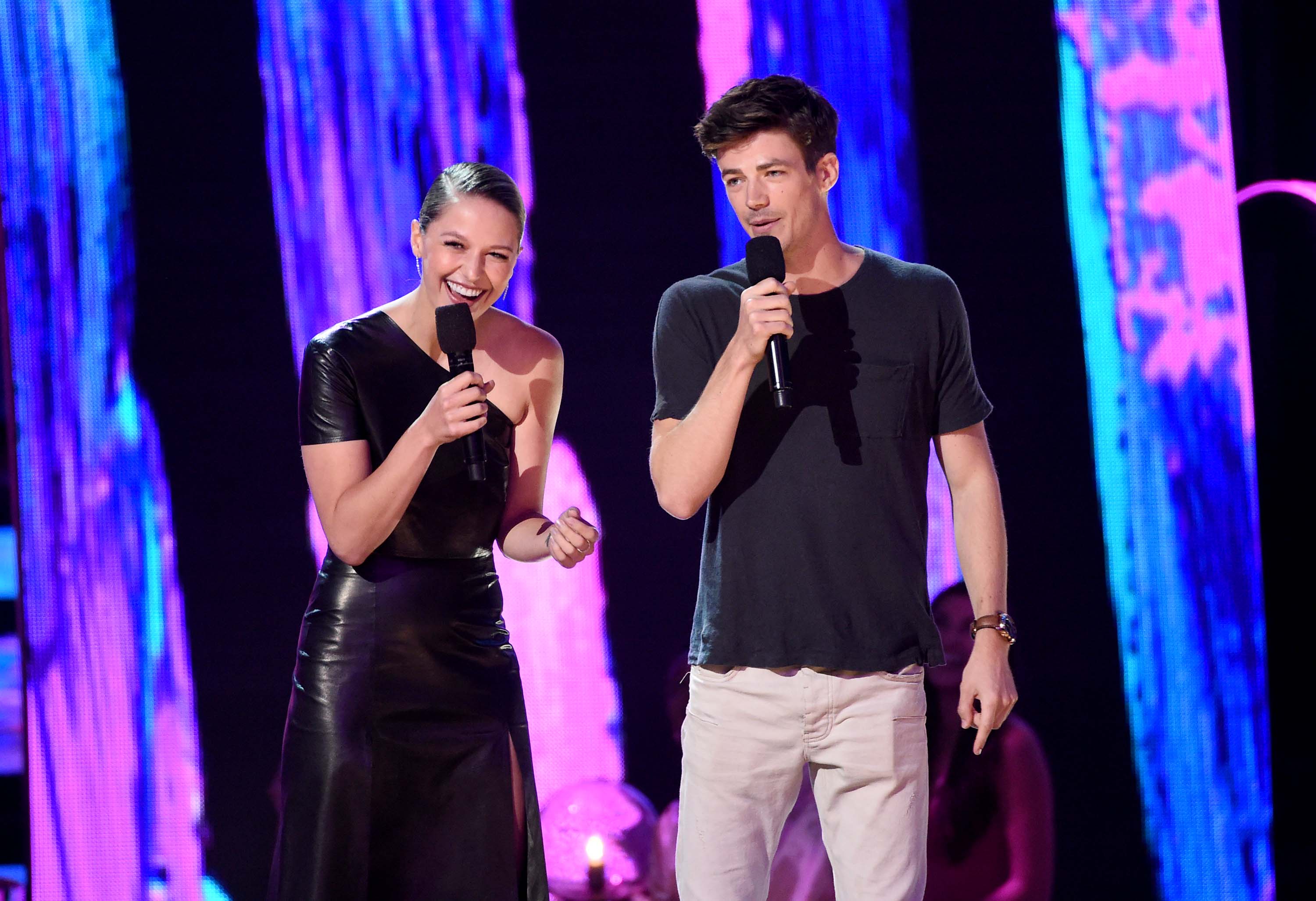 Melissa Benoist attends 2017 Teen Choice Awards