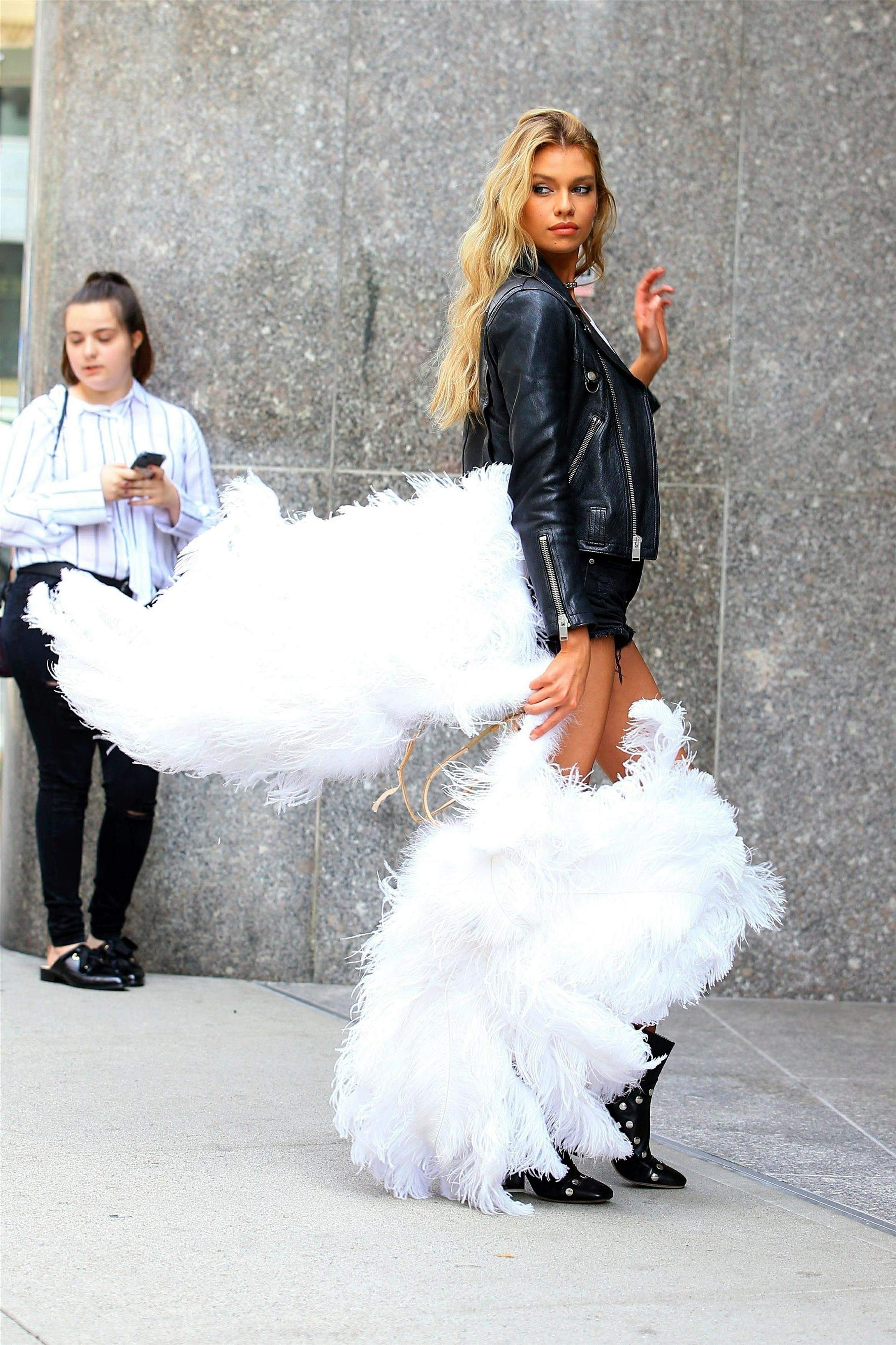 Stella Maxwell leaving the Victoria’s Secret offices