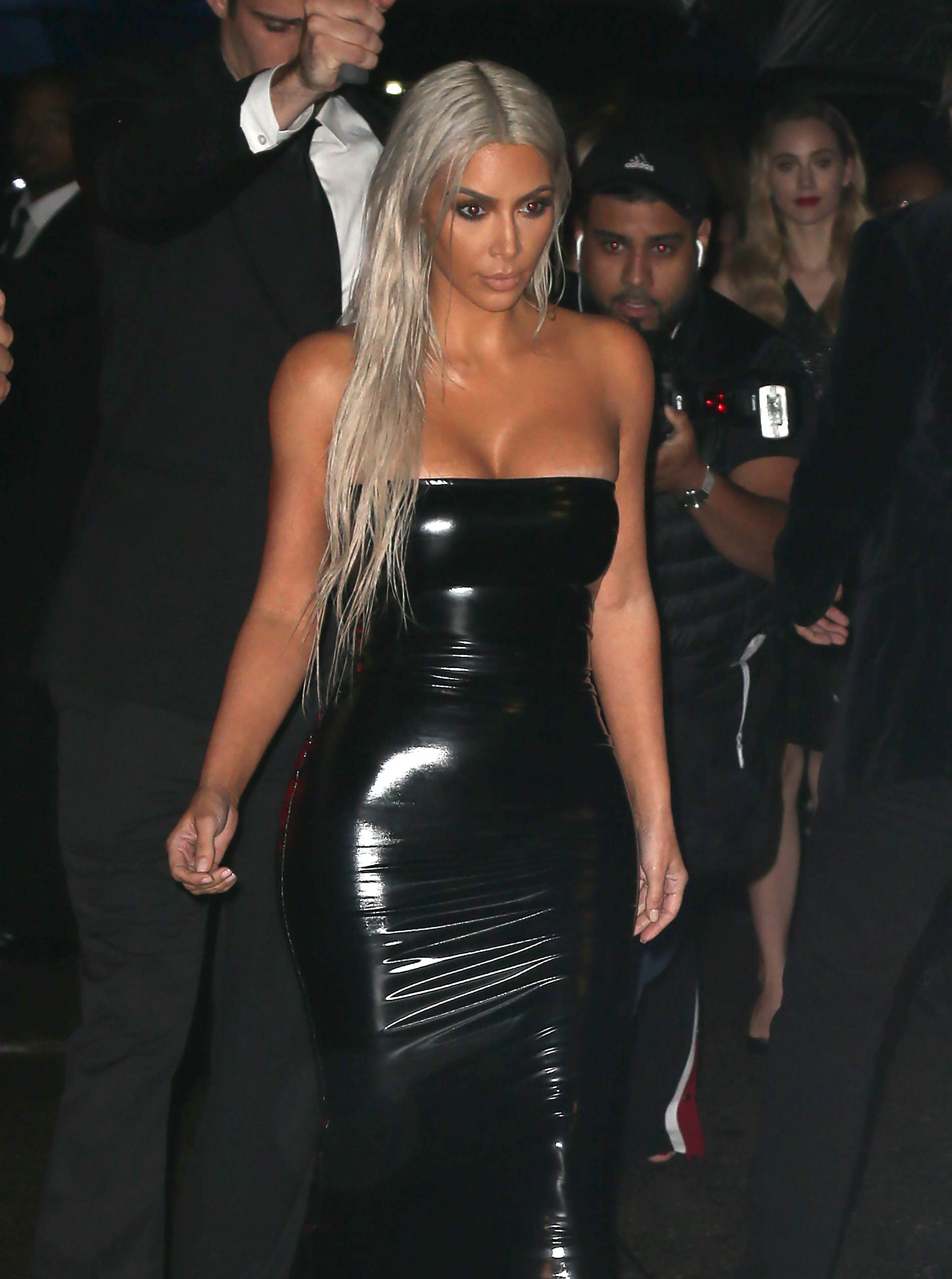 Kim Kardashian arriving at the Tom Ford NYFW Show