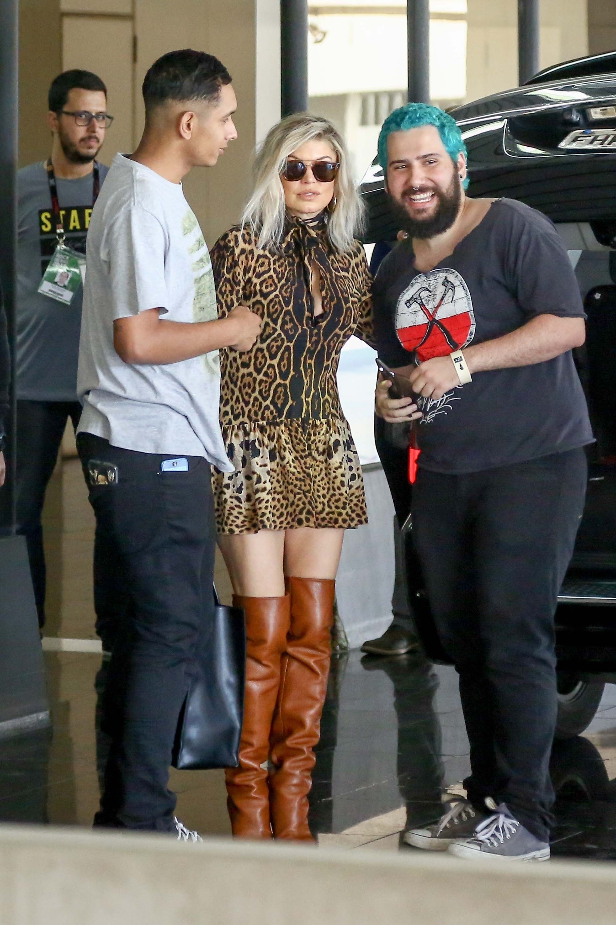 Fergie arriving in Rio de Janeiro