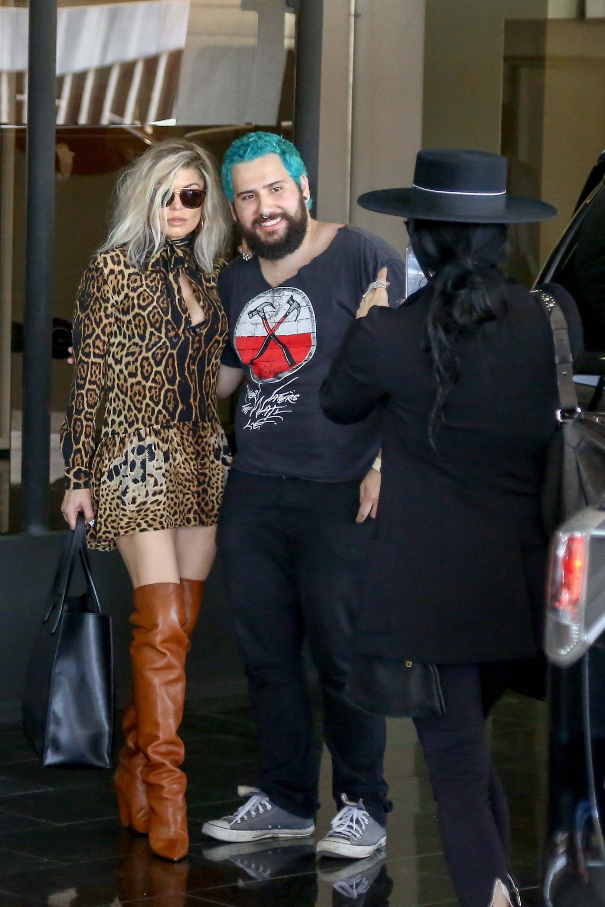 Fergie arriving in Rio de Janeiro